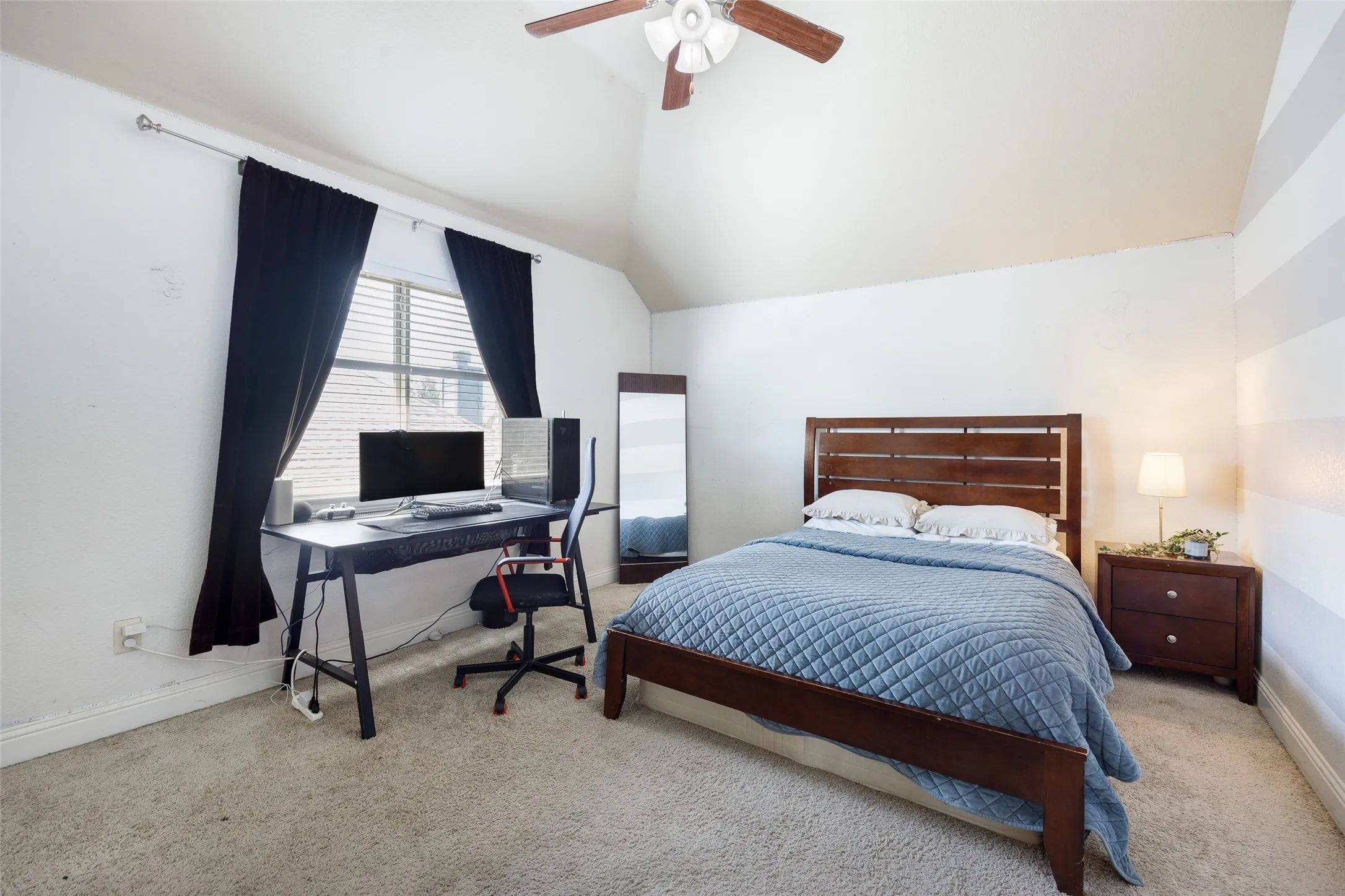 Single Family Residence For Sale in Collin County , 10544 Jackson Hole Lane, Mc Kinney, Texas 75072, 4 Bedroom, 4 Bathroom, 2 Garage spaces, 3,029 Sqft, built in 2015, mls#21363545, Real Estate Agent in Mc Kinney, Homes For Sale in Collin county, Homes For Sale in Mc Kinney, Realtor in Mc Kinney Texas, Real Estate Brokerage Independent Realty Texas, Luminita Cordes Realtor