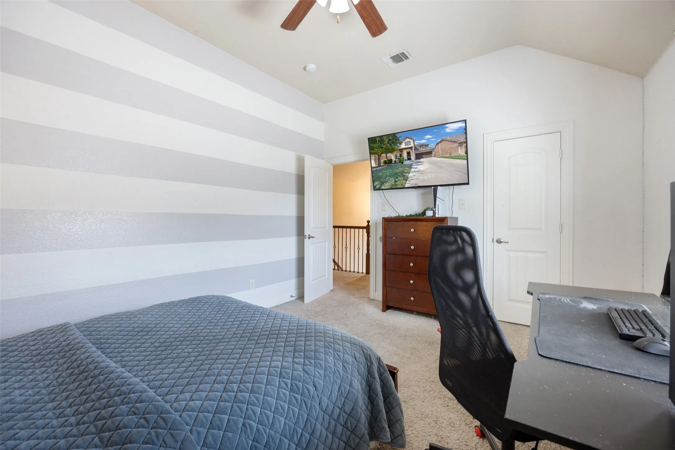 Single Family Residence For Sale in Collin County , 10544 Jackson Hole Lane, Mc Kinney, Texas 75072, 4 Bedroom, 4 Bathroom, 2 Garage spaces, 3,029 Sqft, built in 2015, mls#21363545, Real Estate Agent in Mc Kinney, Homes For Sale in Collin county, Homes For Sale in Mc Kinney, Realtor in Mc Kinney Texas, Real Estate Brokerage Independent Realty Texas, Luminita Cordes Realtor