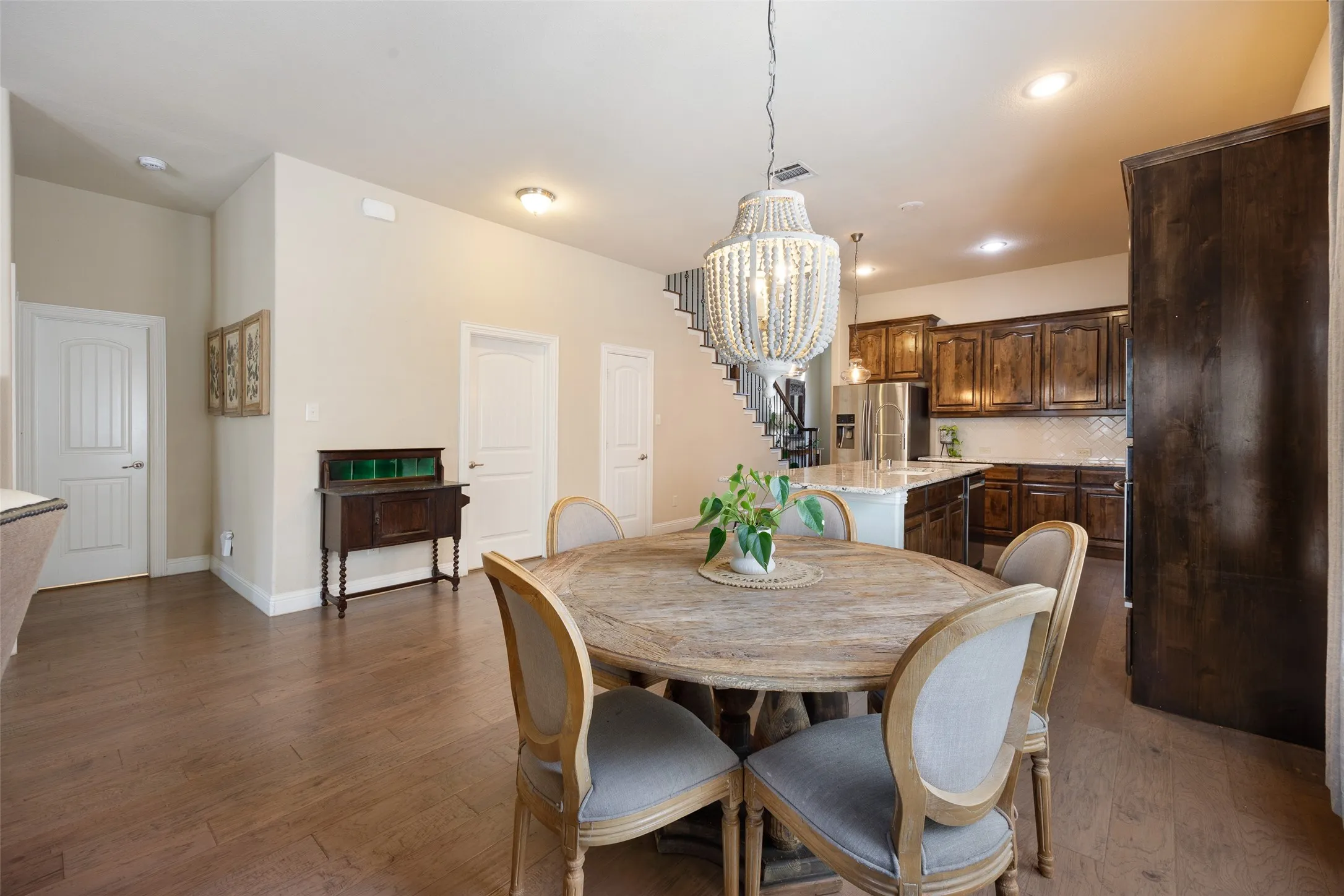 Single Family Residence For Sale in Collin County , 10544 Jackson Hole Lane, Mc Kinney, Texas 75072, 4 Bedroom, 4 Bathroom, 2 Garage spaces, 3,029 Sqft, built in 2015, mls#21363545, Real Estate Agent in Mc Kinney, Homes For Sale in Collin county, Homes For Sale in Mc Kinney, Realtor in Mc Kinney Texas, Real Estate Brokerage Independent Realty Texas, Luminita Cordes Realtor