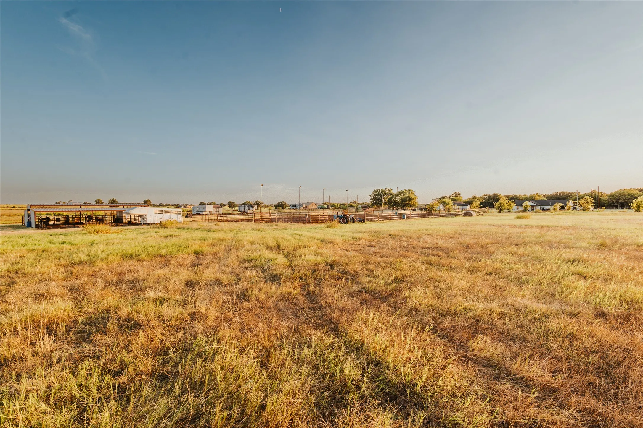 Farm For Sale in Hill County , 246 Hcr 1450 N, Covington, Texas 76636, 3 Bedroom, 2 Bathroom, Garage spaces, 1,500 Sqft, built in 2021, Price $675,000, mls#21364875, Real Estate Agent in Covington, Homes For Sale in Hill county, Homes For Sale in Covington, Realtor in Covington Texas, Real Estate Brokerage Independent Realty Texas, Luminita Cordes Realtor