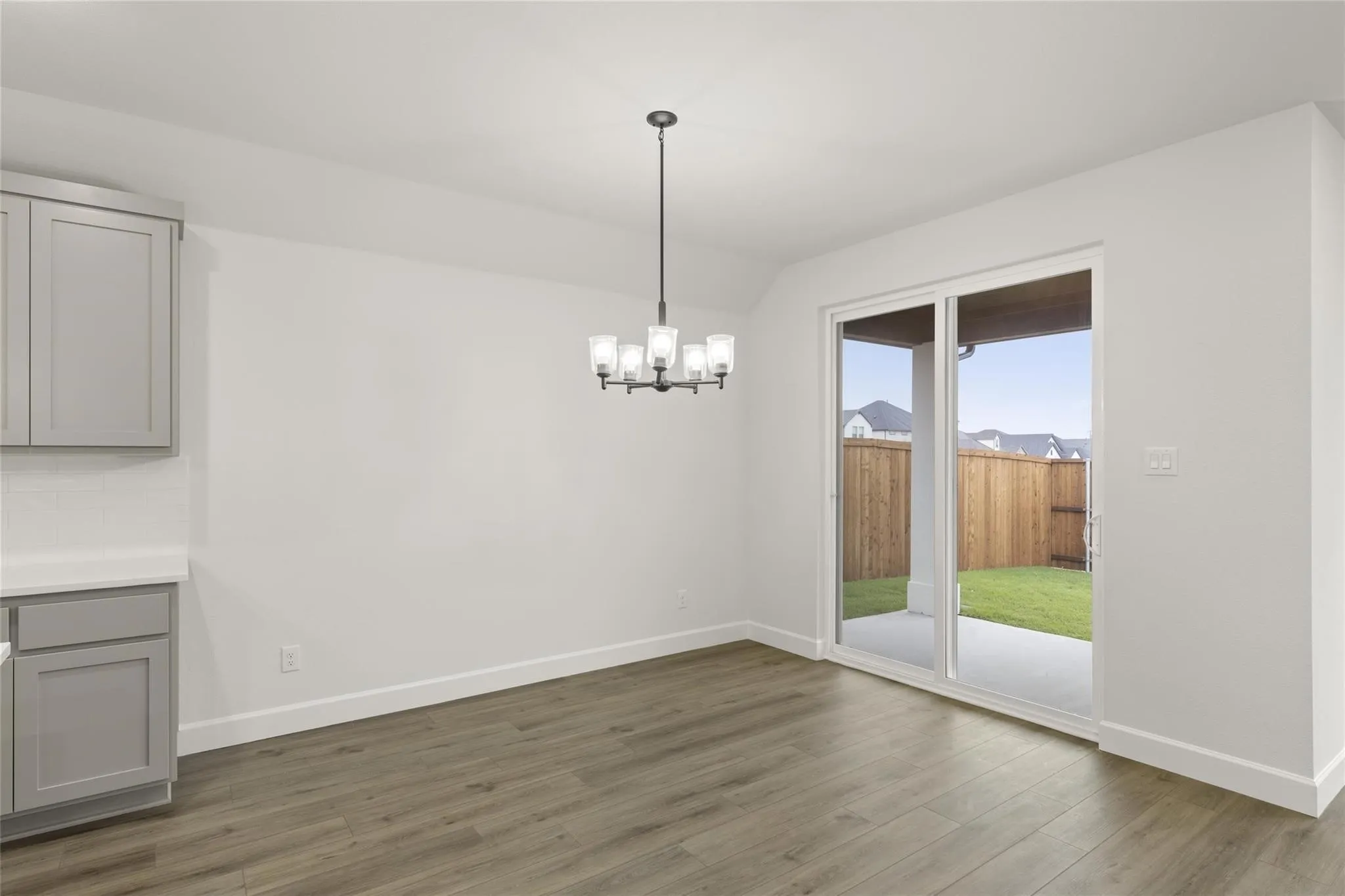 Single Family Residence For Rent in Rockwall County , 2828 Spring Side, Royse City, Texas 75189, 4 Bedroom, 3 Bathroom, 2 Garage spaces, 2,173 Sqft, built in 2024, mls#21365118, Real Estate Agent in Royse City, Homes For Rent in Rockwall county, Homes For Rent in Royse City, Realtor in Royse City Texas, Real Estate Brokerage Independent Realty Texas, Luminita Cordes Realtor
