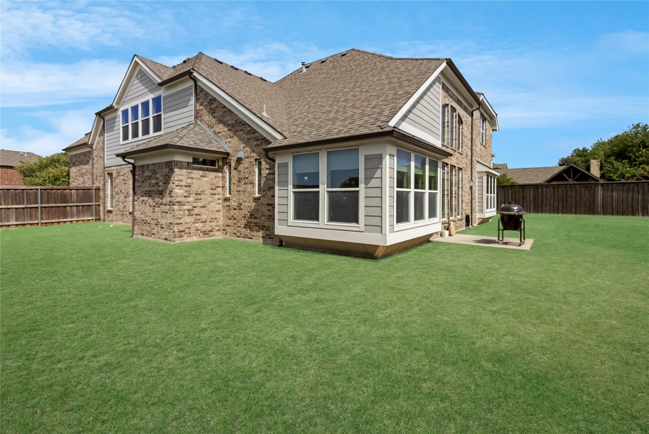 Single Family Residence For Sale in Collin County , 2000 Hopewell Drive, Allen, Texas 75013, 4 Bedroom, 4 Bathroom, 4 Garage spaces, 4,497 Sqft, built in 2017, mls#21363726, Real Estate Agent in Allen, Homes For Sale in Collin county, Homes For Sale in Allen, Realtor in Allen Texas, Real Estate Brokerage Independent Realty Texas, Luminita Cordes Realtor