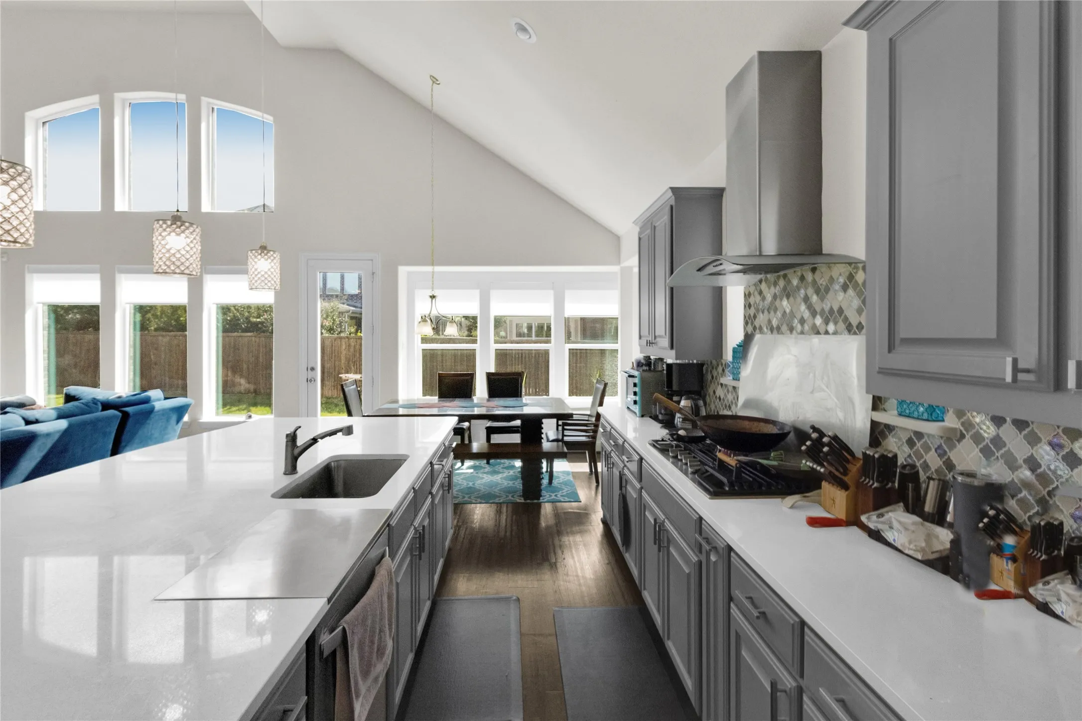 Single Family Residence For Sale in Collin County , 2000 Hopewell Drive, Allen, Texas 75013, 4 Bedroom, 4 Bathroom, 4 Garage spaces, 4,497 Sqft, built in 2017, mls#21363726, Real Estate Agent in Allen, Homes For Sale in Collin county, Homes For Sale in Allen, Realtor in Allen Texas, Real Estate Brokerage Independent Realty Texas, Luminita Cordes Realtor