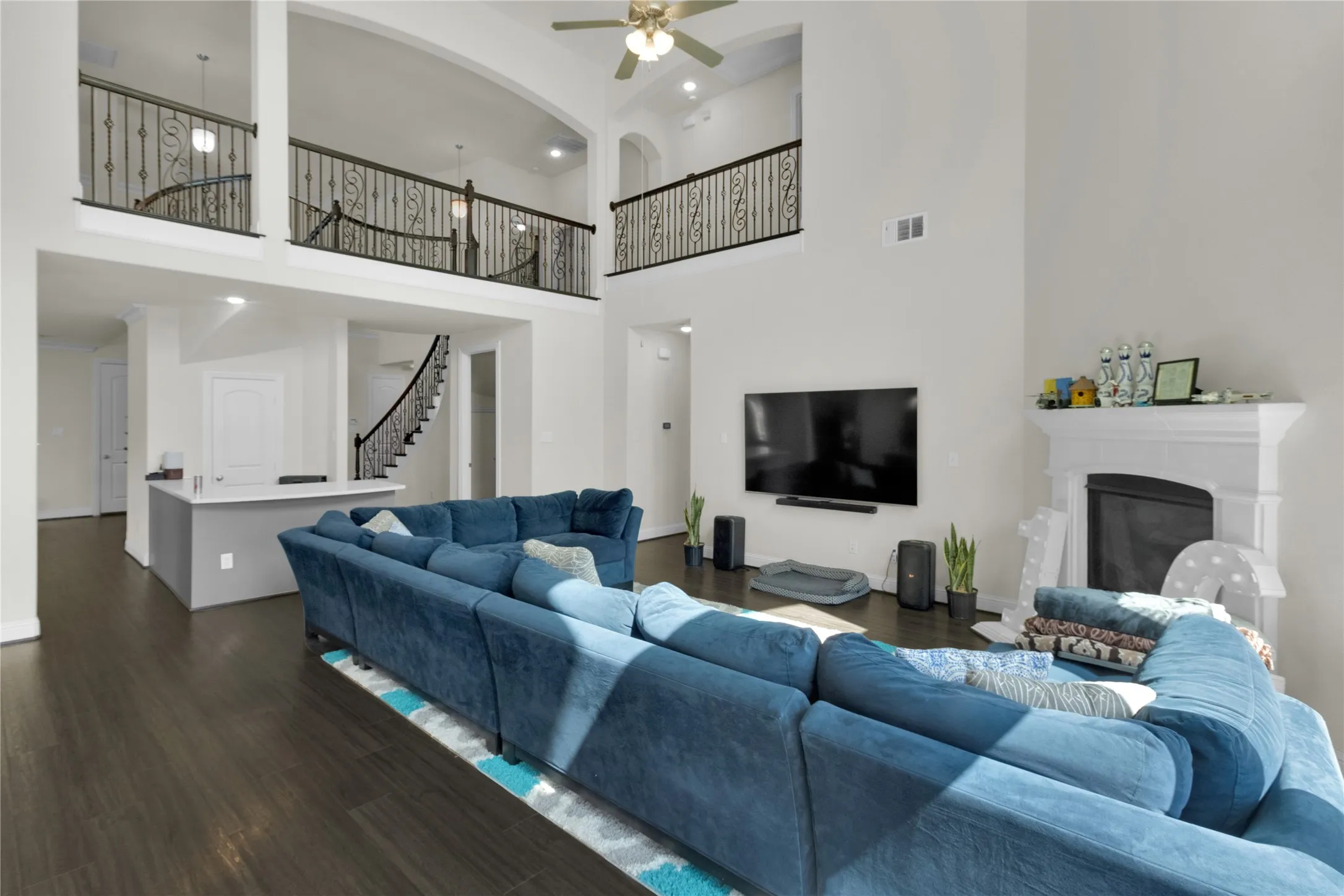 Single Family Residence For Sale in Collin County , 2000 Hopewell Drive, Allen, Texas 75013, 4 Bedroom, 4 Bathroom, 4 Garage spaces, 4,497 Sqft, built in 2017, mls#21363726, Real Estate Agent in Allen, Homes For Sale in Collin county, Homes For Sale in Allen, Realtor in Allen Texas, Real Estate Brokerage Independent Realty Texas, Luminita Cordes Realtor