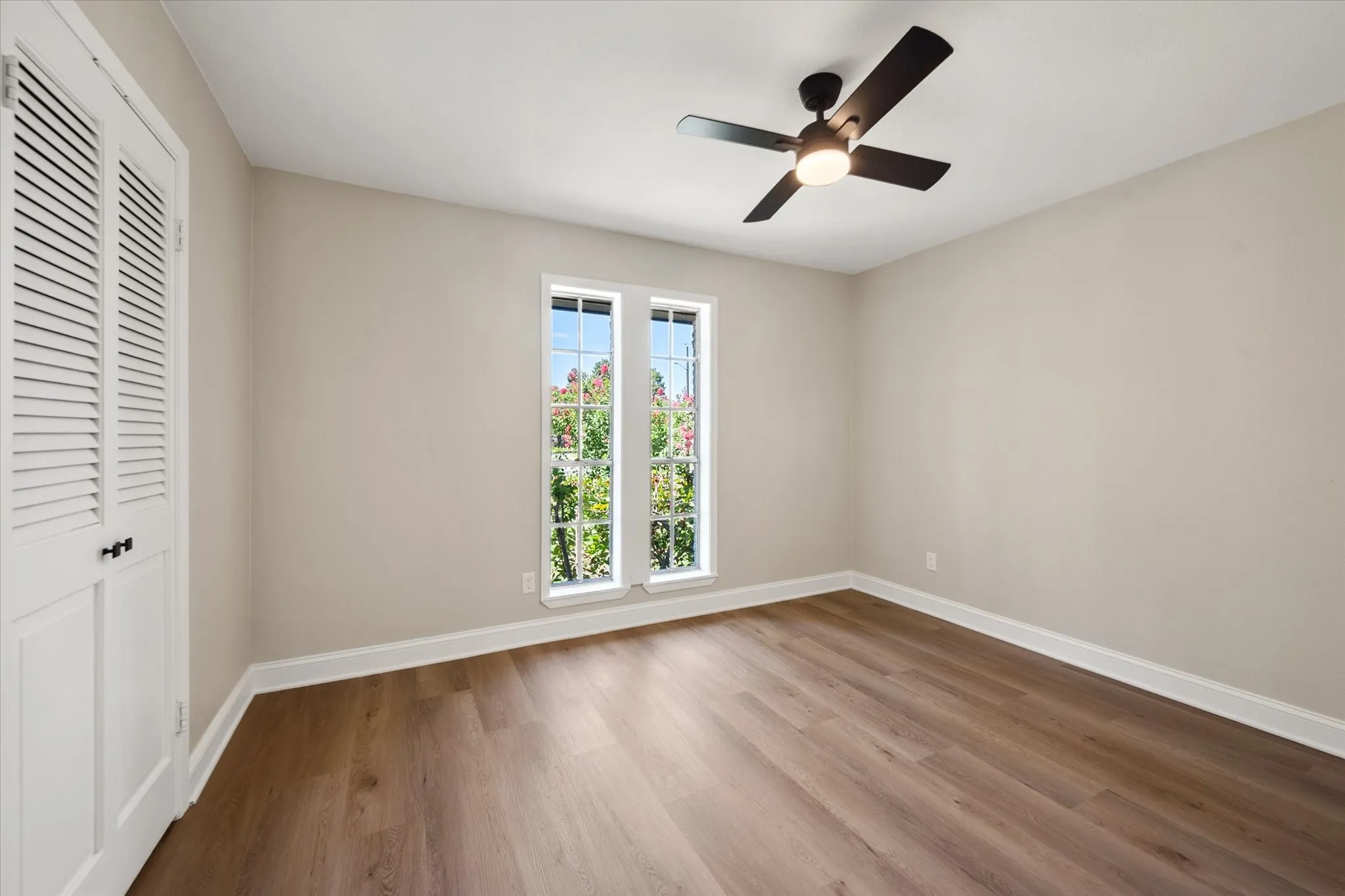 Single Family Residence For Sale in Navarro County , 904 Northwood, Corsicana, Texas 75110, 4 Bedroom, 2 Bathroom, Garage spaces, 2,265 Sqft, built in 1971, mls#21363445, Real Estate Agent in Corsicana, Homes For Sale in Navarro county, Homes For Sale in Corsicana, Realtor in Corsicana Texas, Real Estate Brokerage Independent Realty Texas, Luminita Cordes Realtor