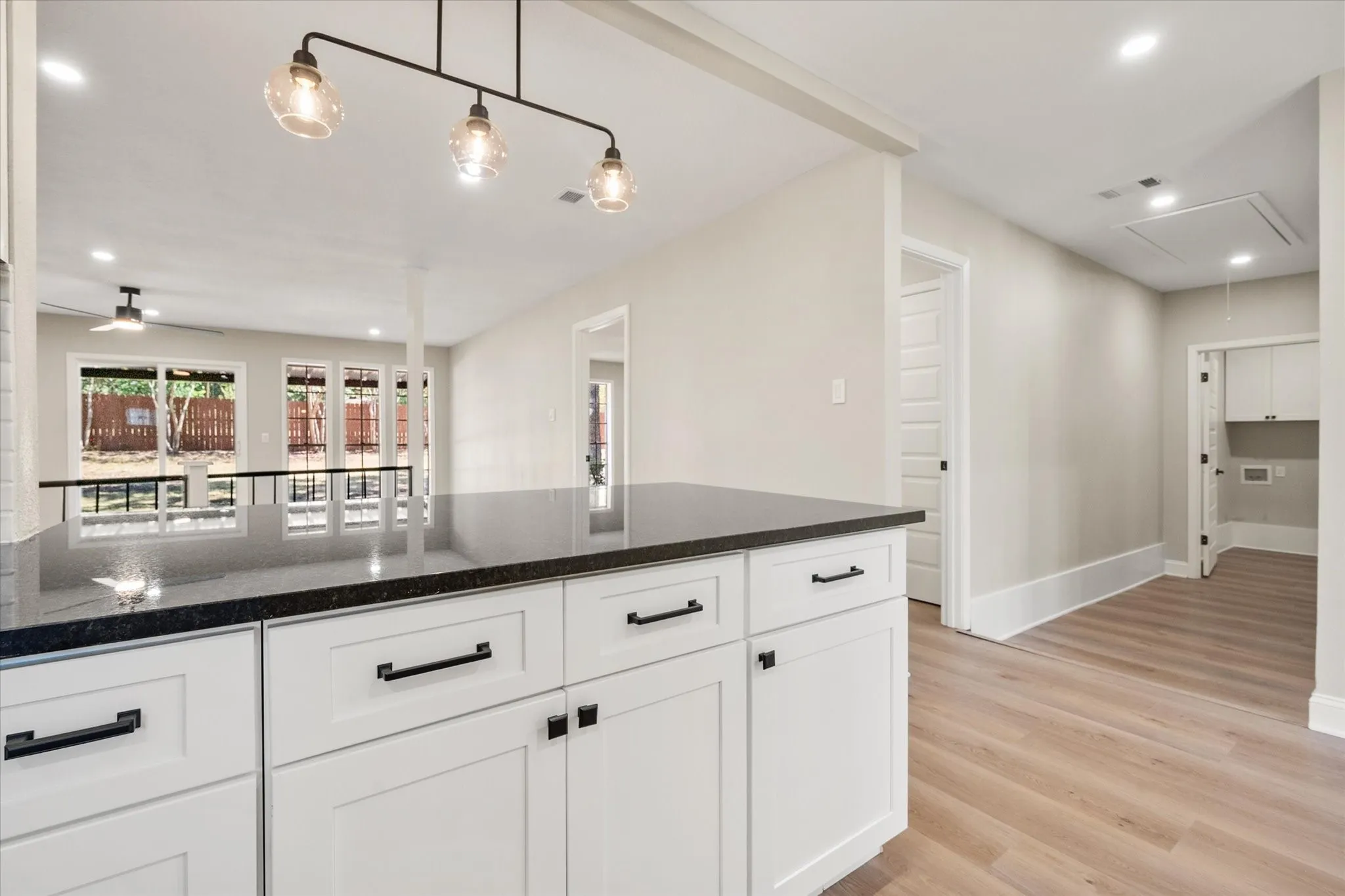 Single Family Residence For Sale in Navarro County , 904 Northwood, Corsicana, Texas 75110, 4 Bedroom, 2 Bathroom, Garage spaces, 2,265 Sqft, built in 1971, mls#21363445, Real Estate Agent in Corsicana, Homes For Sale in Navarro county, Homes For Sale in Corsicana, Realtor in Corsicana Texas, Real Estate Brokerage Independent Realty Texas, Luminita Cordes Realtor