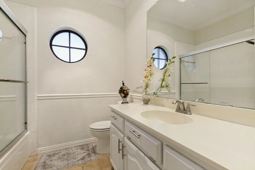 Single Family Residence For Rent in Dallas County , 2817 Big Oaks Drive, Garland, Texas 75044, 3 Bedroom, 2 Bathroom, 2 Garage spaces, 1,761 Sqft, built in 1986, mls#21365130, Real Estate Agent in Garland, Homes For Rent in Dallas county, Homes For Rent in Garland, Realtor in Garland Texas, Real Estate Brokerage Independent Realty Texas, Luminita Cordes Realtor