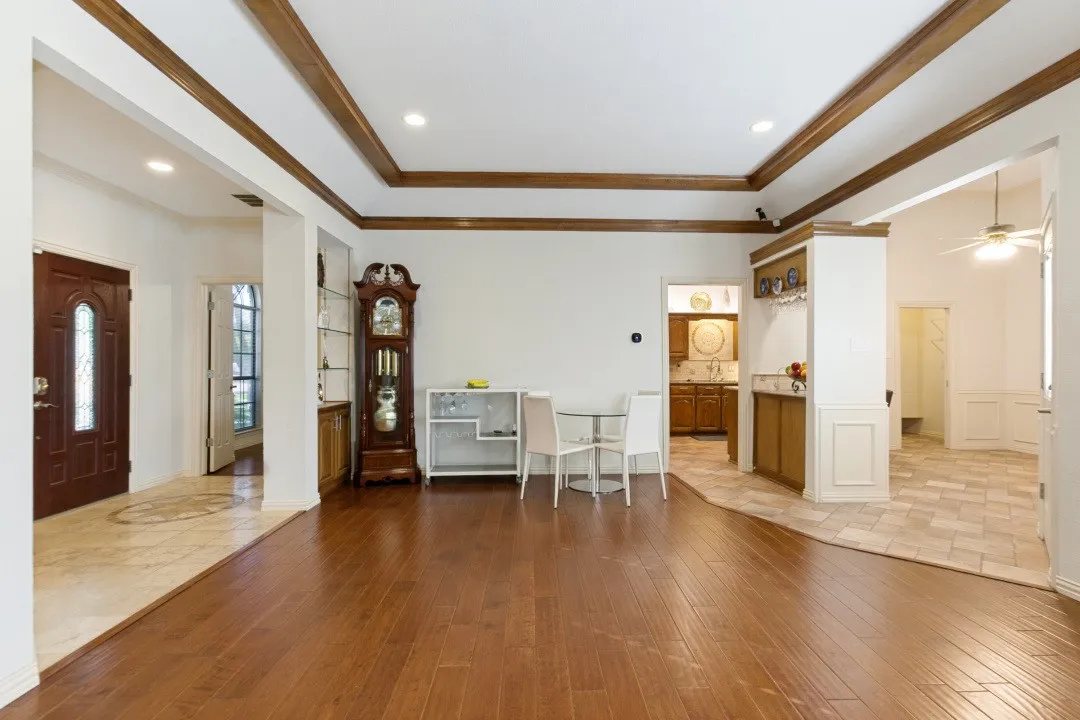 Single Family Residence For Rent in Dallas County , 2817 Big Oaks Drive, Garland, Texas 75044, 3 Bedroom, 2 Bathroom, 2 Garage spaces, 1,761 Sqft, built in 1986, mls#21365130, Real Estate Agent in Garland, Homes For Rent in Dallas county, Homes For Rent in Garland, Realtor in Garland Texas, Real Estate Brokerage Independent Realty Texas, Luminita Cordes Realtor
