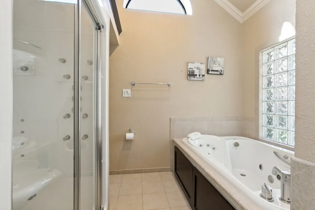 Single Family Residence For Rent in Dallas County , 2817 Big Oaks Drive, Garland, Texas 75044, 3 Bedroom, 2 Bathroom, 2 Garage spaces, 1,761 Sqft, built in 1986, mls#21365130, Real Estate Agent in Garland, Homes For Rent in Dallas county, Homes For Rent in Garland, Realtor in Garland Texas, Real Estate Brokerage Independent Realty Texas, Luminita Cordes Realtor