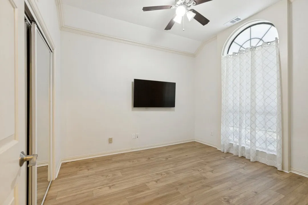 Single Family Residence For Rent in Dallas County , 2817 Big Oaks Drive, Garland, Texas 75044, 3 Bedroom, 2 Bathroom, 2 Garage spaces, 1,761 Sqft, built in 1986, mls#21365130, Real Estate Agent in Garland, Homes For Rent in Dallas county, Homes For Rent in Garland, Realtor in Garland Texas, Real Estate Brokerage Independent Realty Texas, Luminita Cordes Realtor