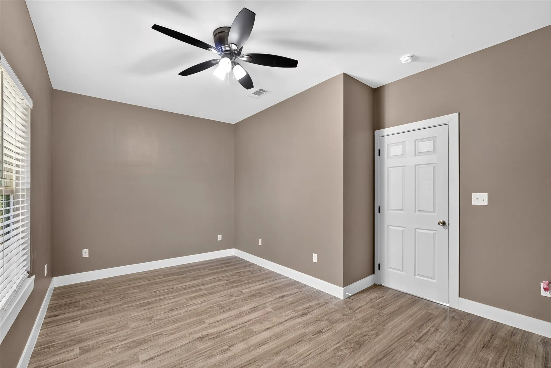 Single Family Residence For Sale in Cherokee County , 1439 CR 4209, Jacksonville, Texas 75766, 3 Bedroom, 2 Bathroom, Garage spaces, 1,464 Sqft, built in 2026, mls#21365134, Real Estate Agent in Jacksonville, Homes For Sale in Cherokee county, Homes For Sale in Jacksonville, Realtor in Jacksonville Texas, Real Estate Brokerage Independent Realty Texas, Luminita Cordes Realtor