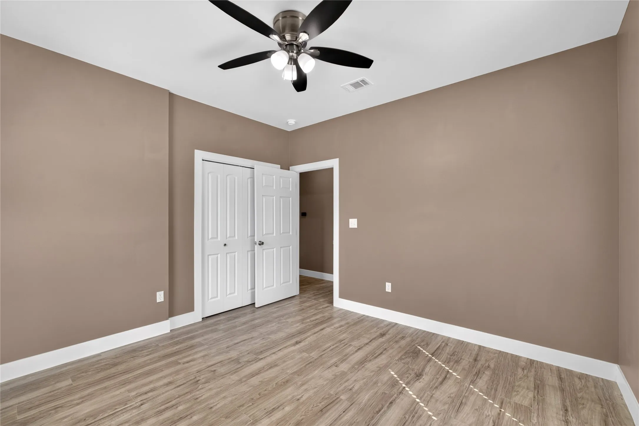 Single Family Residence For Sale in Cherokee County , 1439 CR 4209, Jacksonville, Texas 75766, 3 Bedroom, 2 Bathroom, Garage spaces, 1,464 Sqft, built in 2026, mls#21365134, Real Estate Agent in Jacksonville, Homes For Sale in Cherokee county, Homes For Sale in Jacksonville, Realtor in Jacksonville Texas, Real Estate Brokerage Independent Realty Texas, Luminita Cordes Realtor