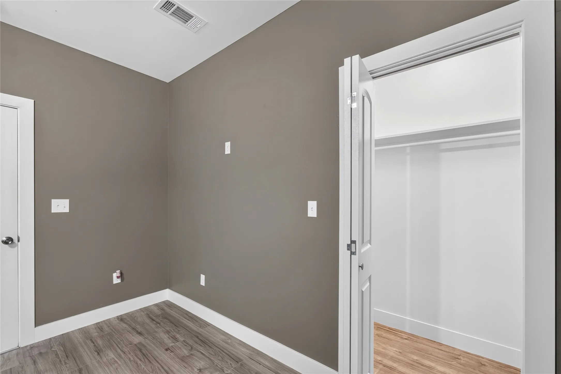 Single Family Residence For Sale in Cherokee County , 1439 CR 4209, Jacksonville, Texas 75766, 3 Bedroom, 2 Bathroom, Garage spaces, 1,464 Sqft, built in 2026, mls#21365134, Real Estate Agent in Jacksonville, Homes For Sale in Cherokee county, Homes For Sale in Jacksonville, Realtor in Jacksonville Texas, Real Estate Brokerage Independent Realty Texas, Luminita Cordes Realtor