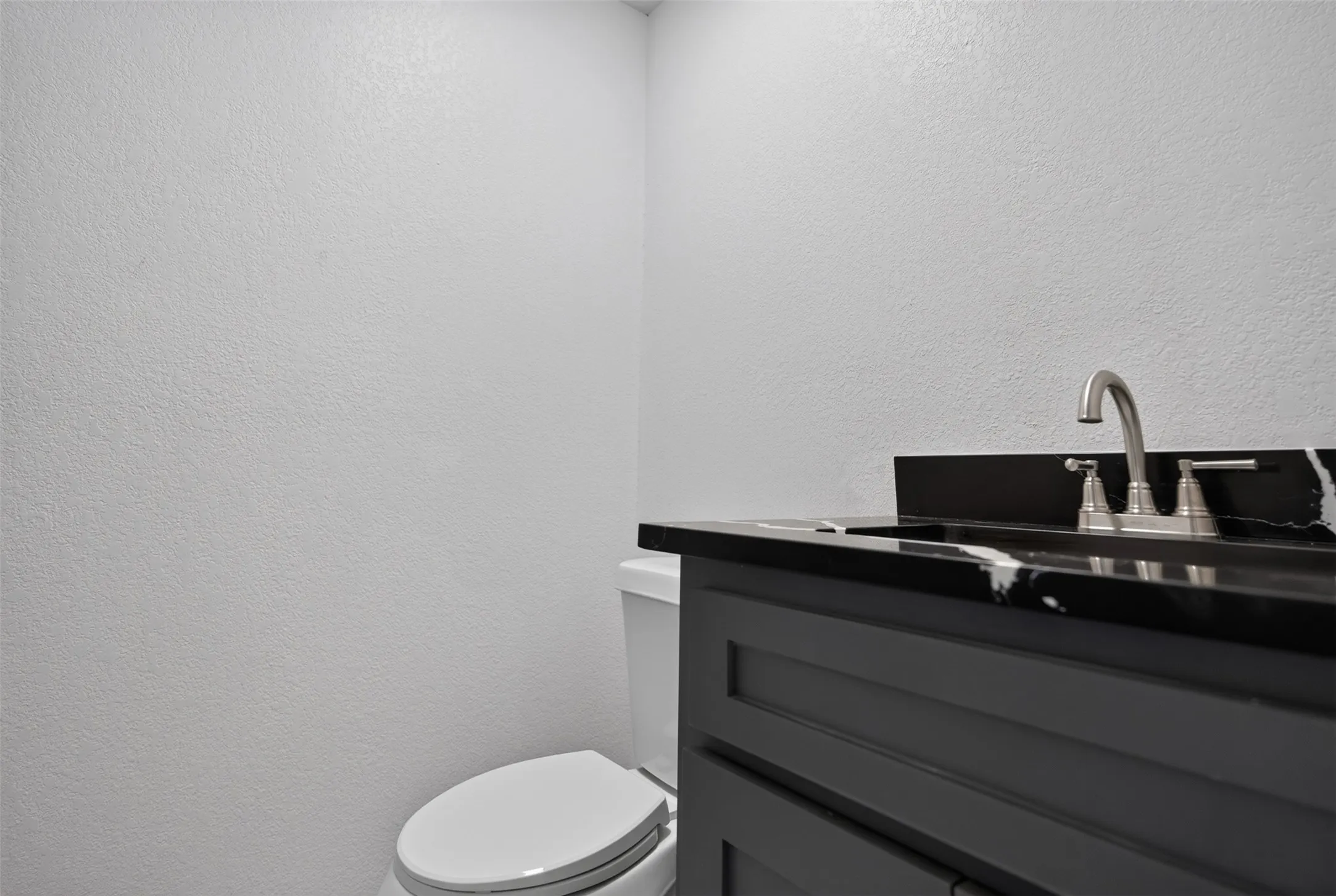 Single Family Residence For Sale in Tarrant County , 4478 Wilhelm Street, Fort Worth, Texas 76119, 4 Bedroom, 3 Bathroom, Garage spaces, 1,820 Sqft, built in 1961, mls#21365140, Real Estate Agent in Fort Worth, Homes For Sale in Tarrant county, Homes For Sale in Fort Worth, Realtor in Fort Worth Texas, Real Estate Brokerage Independent Realty Texas, Luminita Cordes Realtor