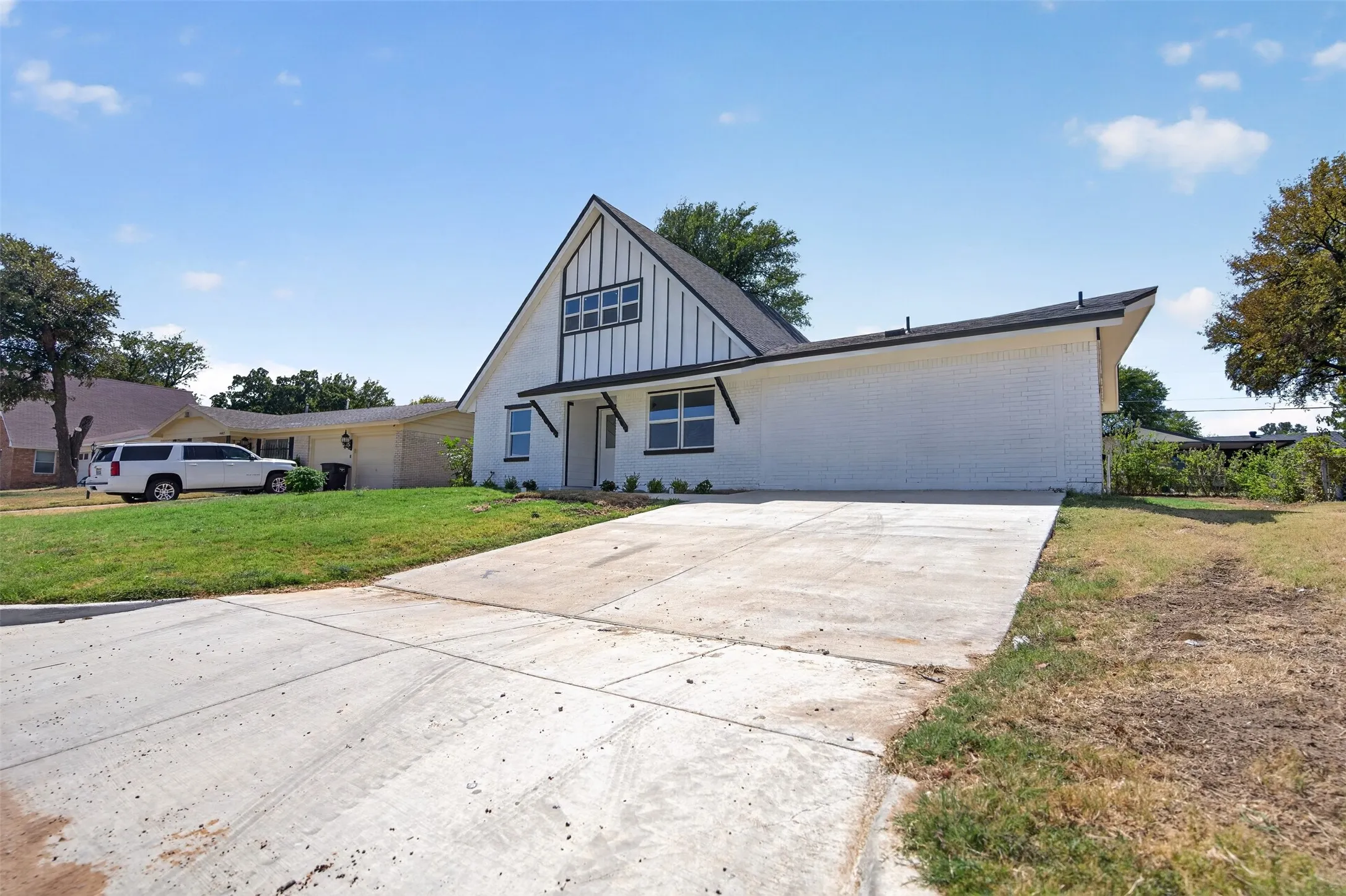Single Family Residence For Sale in Tarrant County , 4478 Wilhelm Street, Fort Worth, Texas 76119, 4 Bedroom, 3 Bathroom, Garage spaces, 1,820 Sqft, built in 1961, mls#21365140, Real Estate Agent in Fort Worth, Homes For Sale in Tarrant county, Homes For Sale in Fort Worth, Realtor in Fort Worth Texas, Real Estate Brokerage Independent Realty Texas, Luminita Cordes Realtor