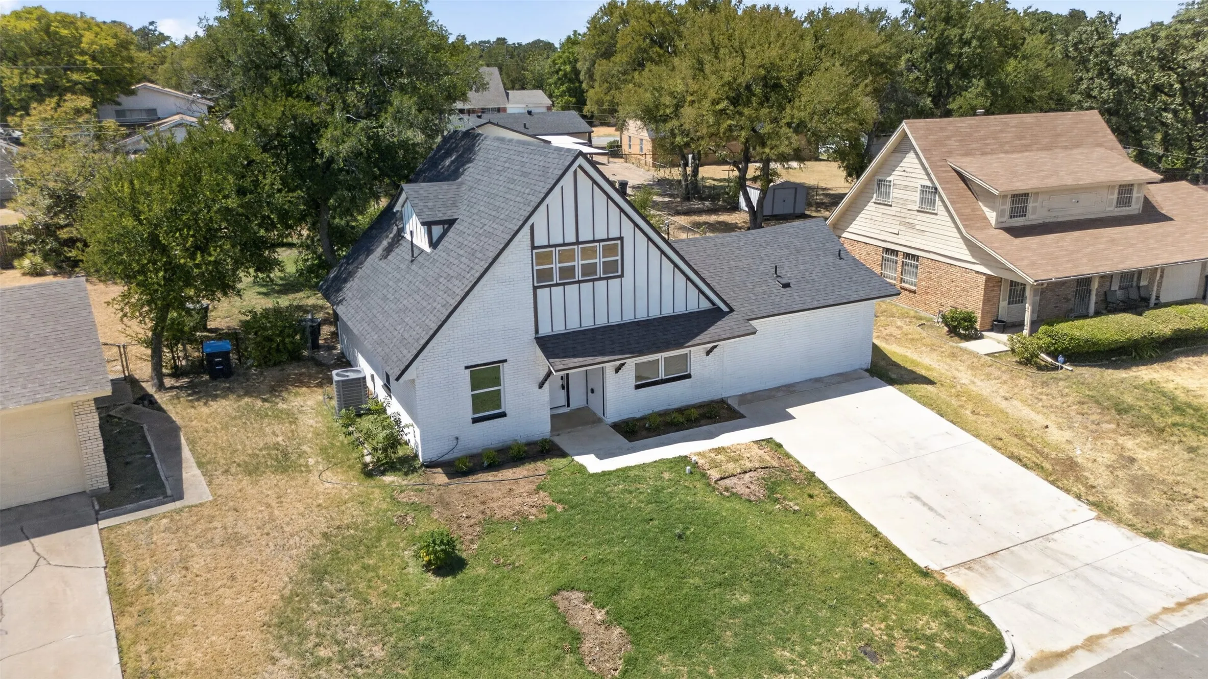 Single Family Residence For Sale in Tarrant County , 4478 Wilhelm Street, Fort Worth, Texas 76119, 4 Bedroom, 3 Bathroom, Garage spaces, 1,820 Sqft, built in 1961, mls#21365140, Real Estate Agent in Fort Worth, Homes For Sale in Tarrant county, Homes For Sale in Fort Worth, Realtor in Fort Worth Texas, Real Estate Brokerage Independent Realty Texas, Luminita Cordes Realtor