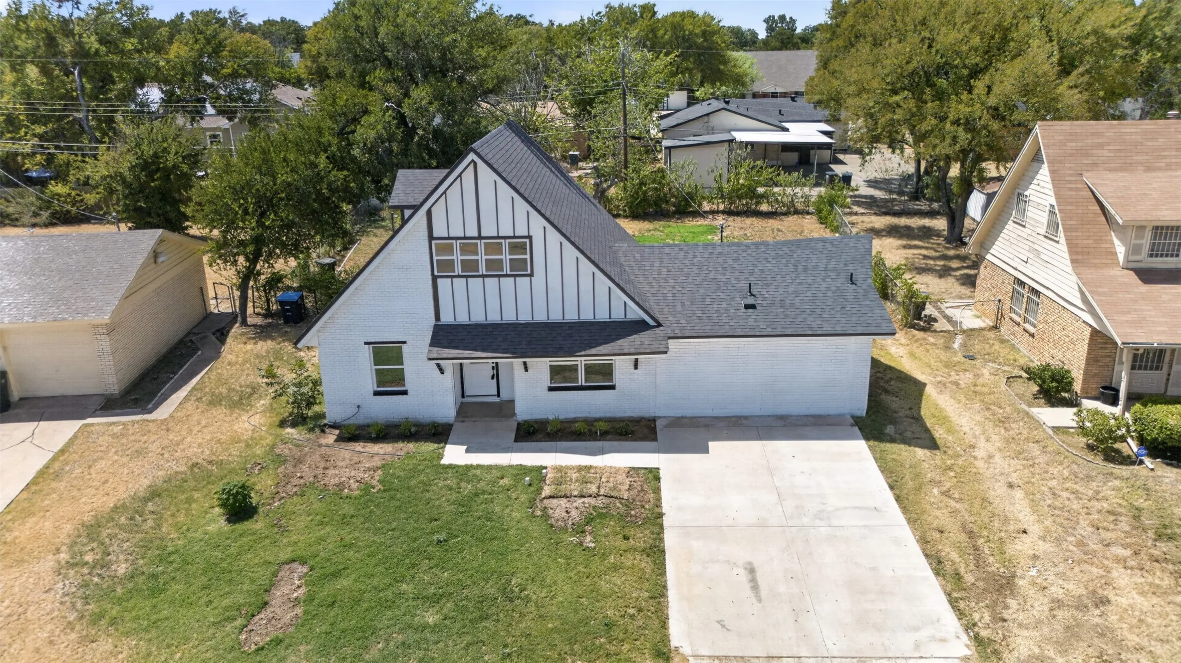 Single Family Residence For Sale in Tarrant County , 4478 Wilhelm Street, Fort Worth, Texas 76119, 4 Bedroom, 3 Bathroom, Garage spaces, 1,820 Sqft, built in 1961, mls#21365140, Real Estate Agent in Fort Worth, Homes For Sale in Tarrant county, Homes For Sale in Fort Worth, Realtor in Fort Worth Texas, Real Estate Brokerage Independent Realty Texas, Luminita Cordes Realtor