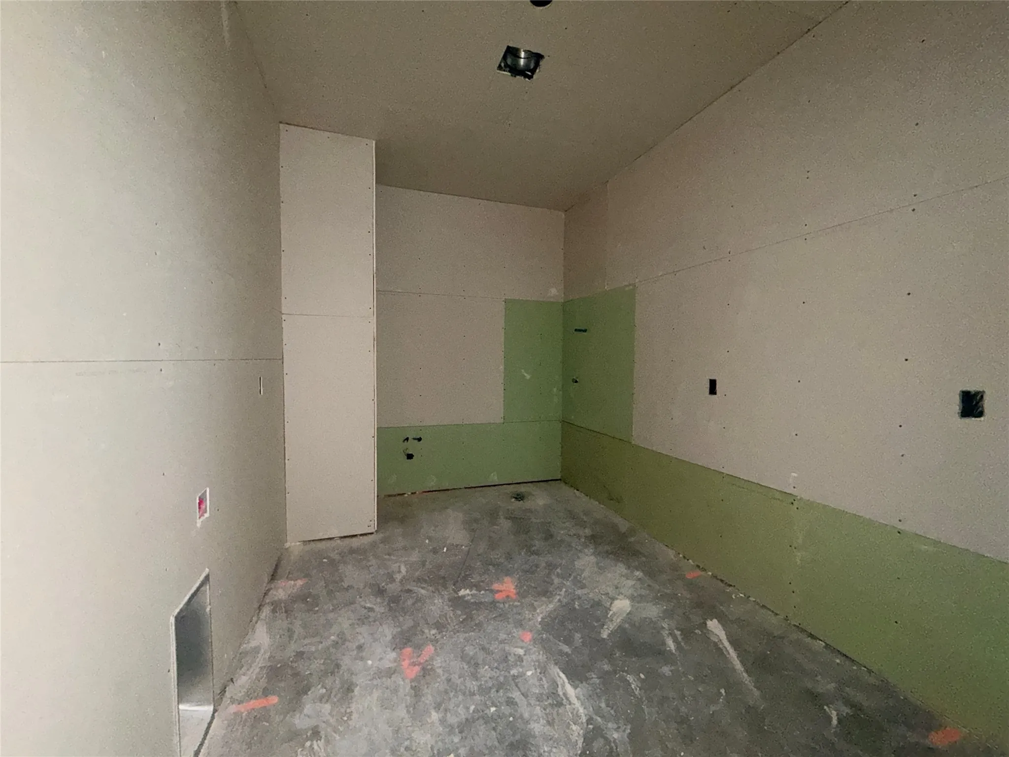 Single Family Residence For Sale in Parker County , TBD 12 Thompson Road, Weatherford, Texas 76087, 3 Bedroom, 3 Bathroom, 2 Garage spaces, 2,105 Sqft, built in 2026, mls#21355359, Real Estate Agent in Weatherford, Homes For Sale in Parker county, Homes For Sale in Weatherford, Realtor in Weatherford Texas, Real Estate Brokerage Independent Realty Texas, Luminita Cordes Realtor