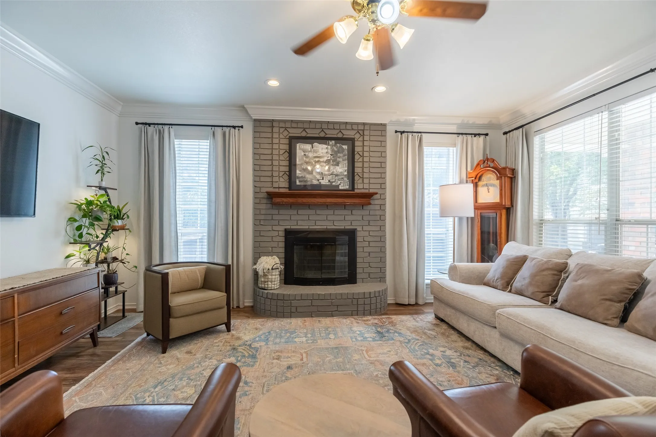 Single Family Residence For Sale in Taylor County , 3525 Riomar Court, Abilene, Texas 79606, 4 Bedroom, 4 Bathroom, 2 Garage spaces, 2,321 Sqft, built in 1995, mls#21365142, Real Estate Agent in Abilene, Homes For Sale in Taylor county, Homes For Sale in Abilene, Realtor in Abilene Texas, Real Estate Brokerage Independent Realty Texas, Luminita Cordes Realtor