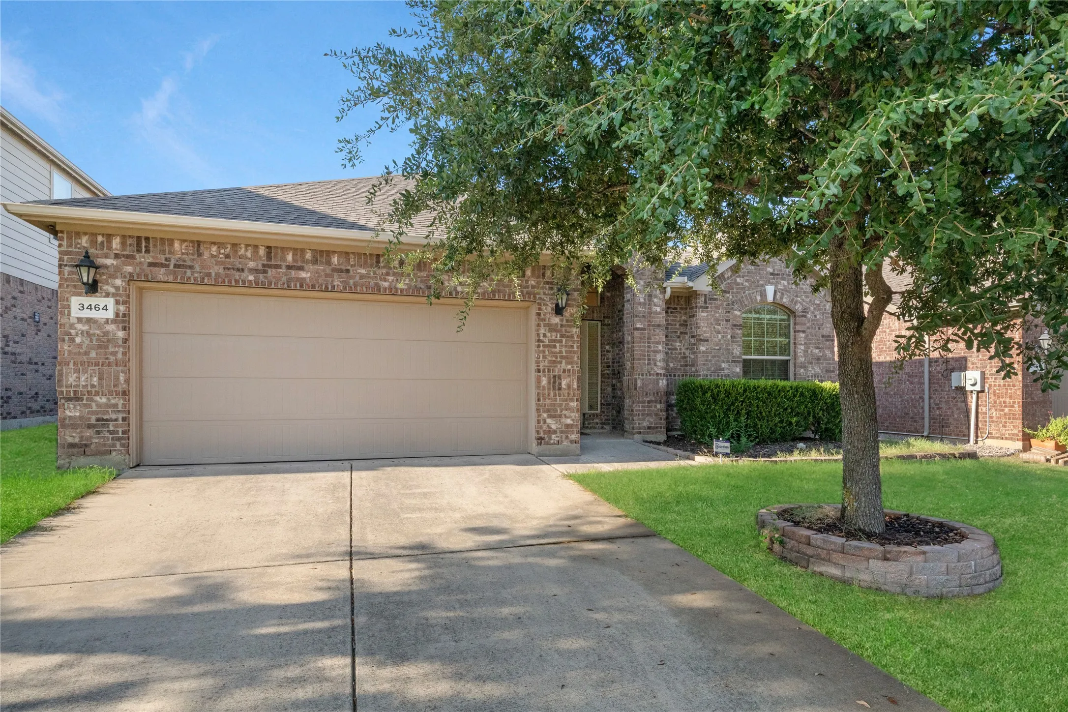 Single Family Residence For Rent in Tarrant County , 3464 Twin Pines Drive, Fort Worth, Texas 76244, 3 Bedroom, 2 Bathroom, 2 Garage spaces, 1,875 Sqft, built in 2010, mls#21362681, Real Estate Agent in Fort Worth, Homes For Rent in Tarrant county, Homes For Rent in Fort Worth, Realtor in Fort Worth Texas, Real Estate Brokerage Independent Realty Texas, Luminita Cordes Realtor