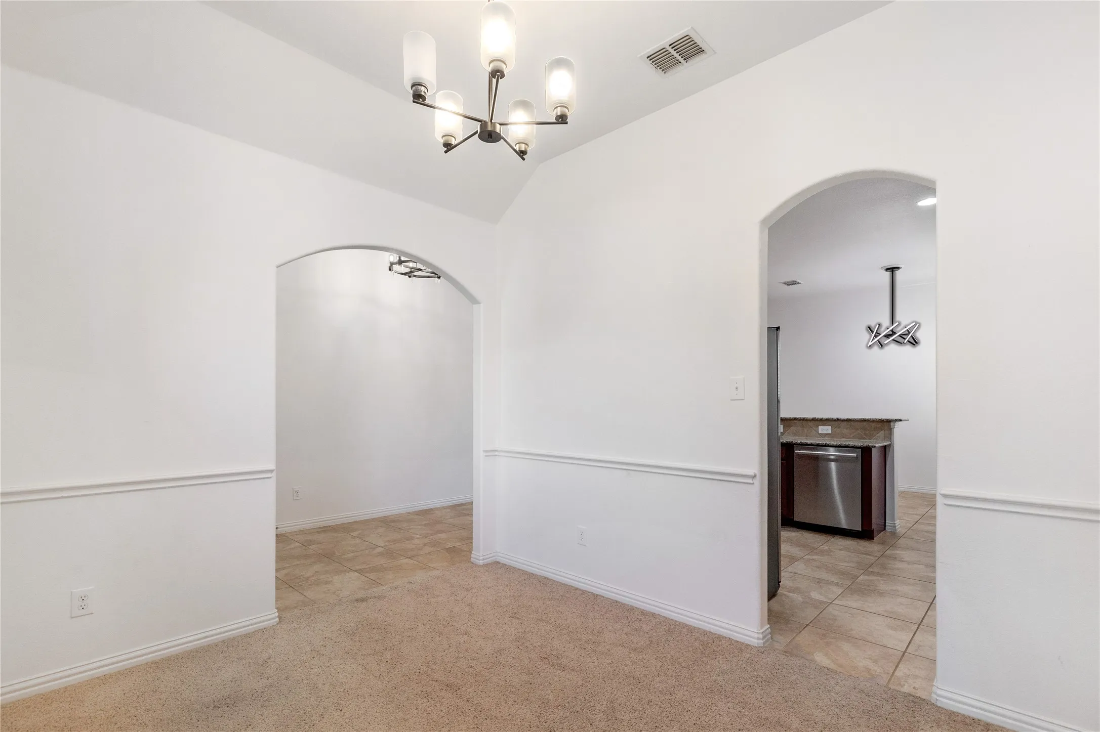 Single Family Residence For Rent in Tarrant County , 3464 Twin Pines Drive, Fort Worth, Texas 76244, 3 Bedroom, 2 Bathroom, 2 Garage spaces, 1,875 Sqft, built in 2010, mls#21362681, Real Estate Agent in Fort Worth, Homes For Rent in Tarrant county, Homes For Rent in Fort Worth, Realtor in Fort Worth Texas, Real Estate Brokerage Independent Realty Texas, Luminita Cordes Realtor