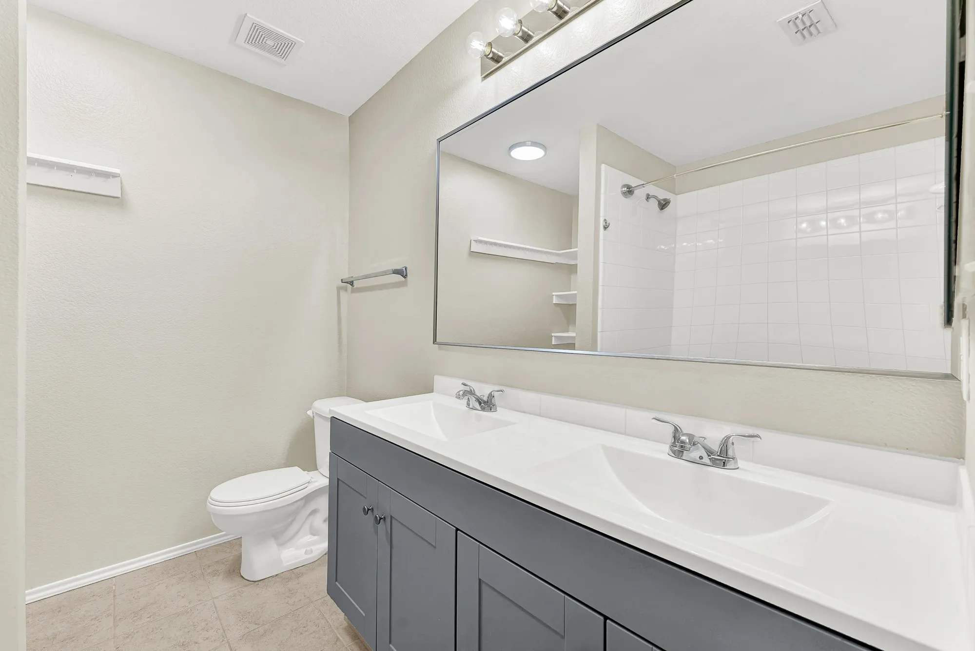 Single Family Residence For Rent in Collin County , 523 Robinwood Road, Wylie, Texas 75098, 3 Bedroom, 2 Bathroom, 2 Garage spaces, 1,268 Sqft, built in 2004, mls#21362364, Real Estate Agent in Wylie, Homes For Rent in Collin county, Homes For Rent in Wylie, Realtor in Wylie Texas, Real Estate Brokerage Independent Realty Texas, Luminita Cordes Realtor