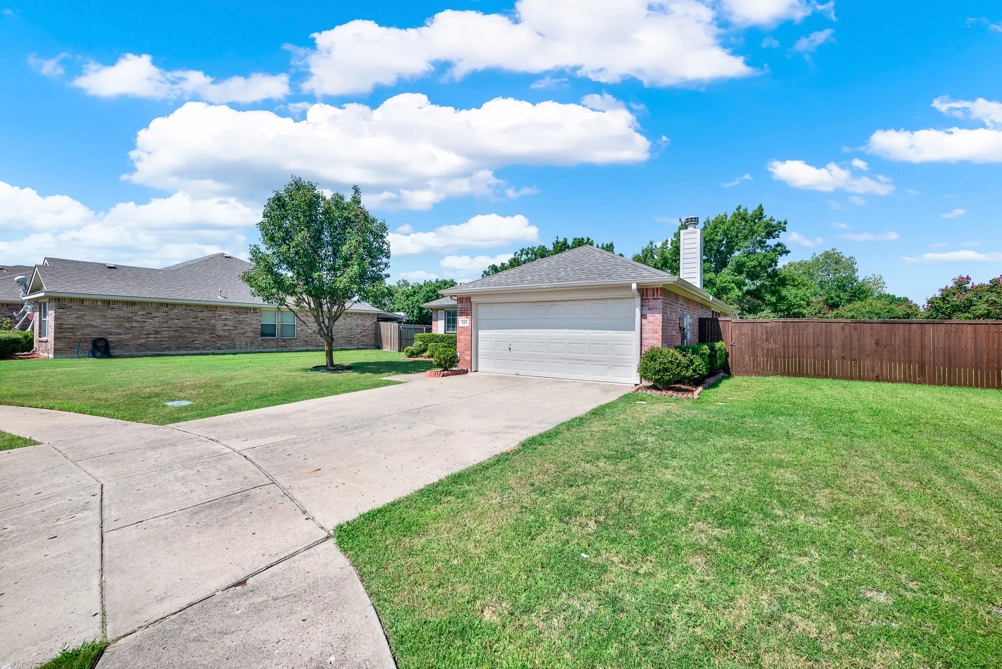 Single Family Residence For Rent in Collin County , 523 Robinwood Road, Wylie, Texas 75098, 3 Bedroom, 2 Bathroom, 2 Garage spaces, 1,268 Sqft, built in 2004, mls#21362364, Real Estate Agent in Wylie, Homes For Rent in Collin county, Homes For Rent in Wylie, Realtor in Wylie Texas, Real Estate Brokerage Independent Realty Texas, Luminita Cordes Realtor