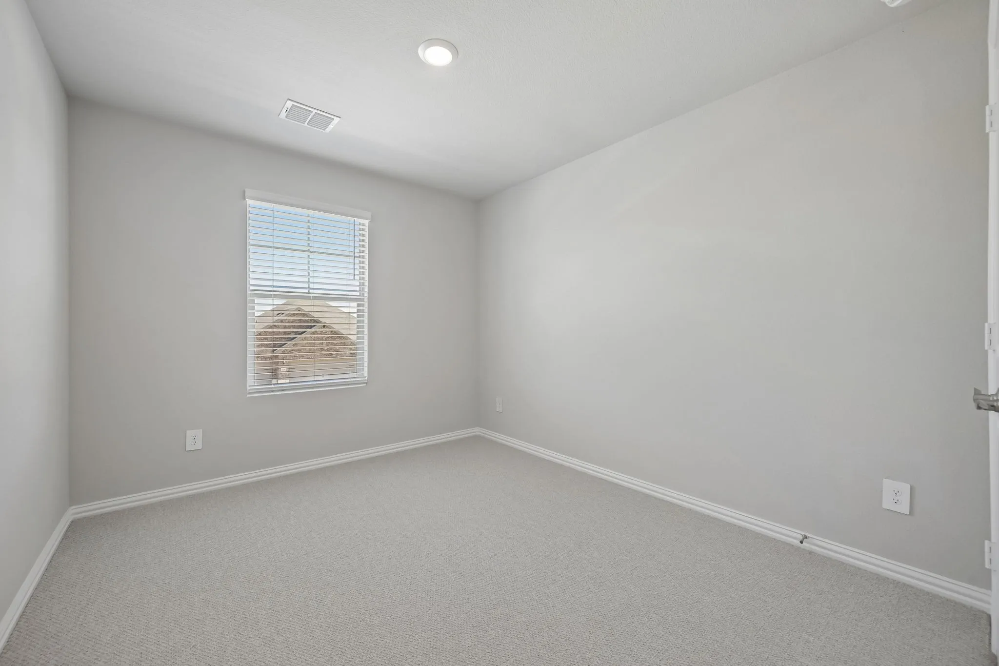 Photo is not of the actual home, but is an inspirational photo of builder’s model home and may depict options, furnishings, and/or decorator features that are not included.
