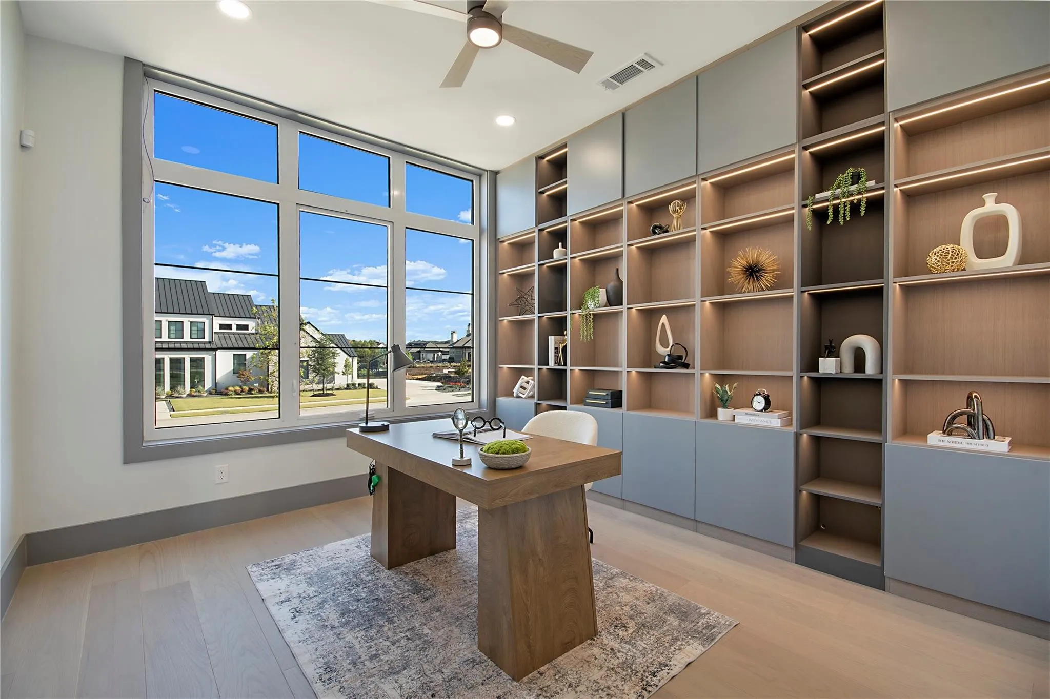 Single Family Residence For Sale in Rockwall County , 421 Sunrise Ridge Drive, Heath, Texas 75032, 4 Bedroom, 5 Bathroom, 3 Garage spaces, 5,121 Sqft, built in 2025, mls#21365131, Real Estate Agent in Heath, Homes For Sale in Rockwall county, Homes For Sale in Heath, Realtor in Heath Texas, Real Estate Brokerage Independent Realty Texas, Luminita Cordes Realtor
