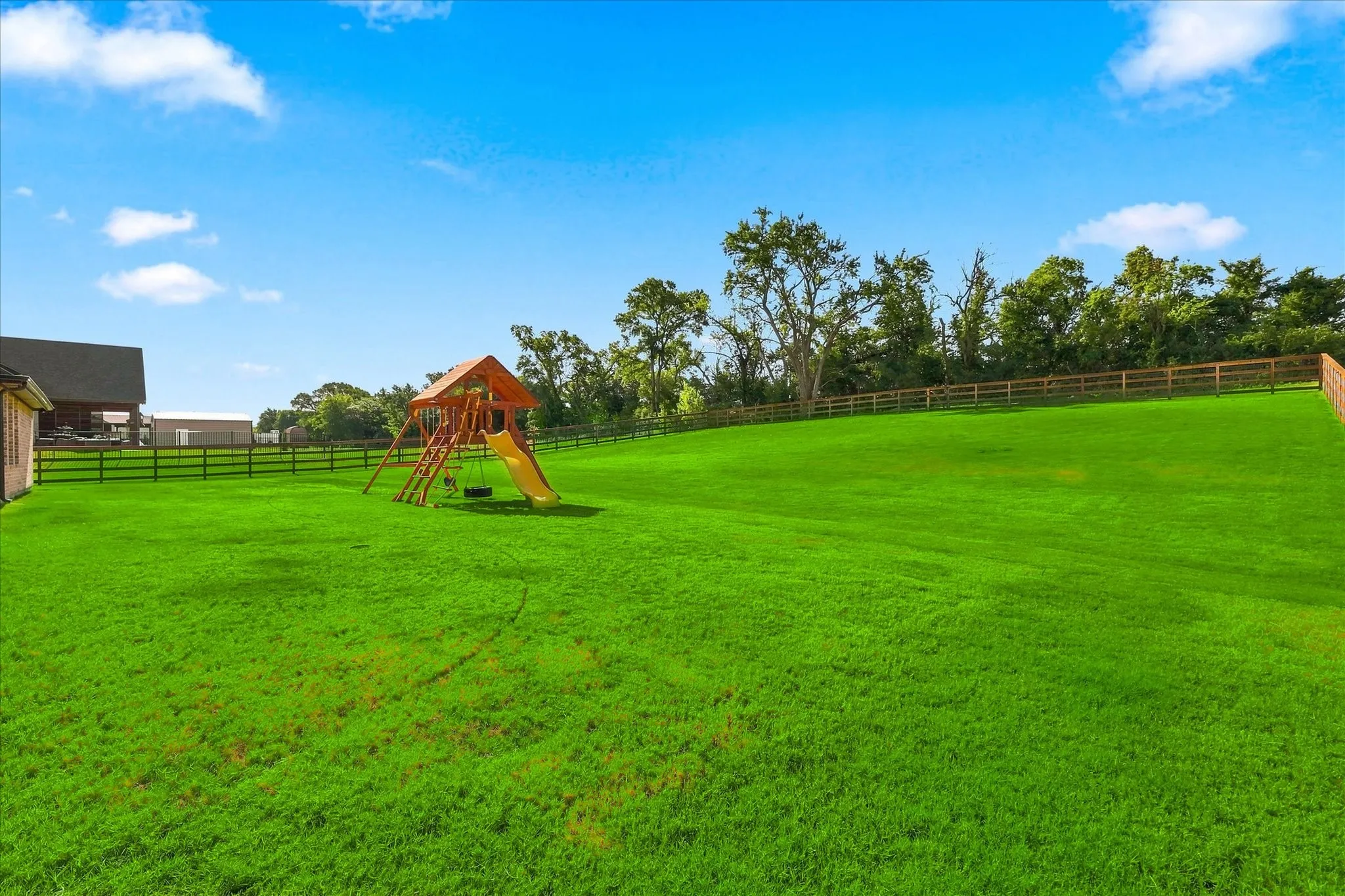 Single Family Residence For Sale in Grayson County , 3525 Lariat Trail, Van Alstyne, Texas 75495, 4 Bedroom, 3 Bathroom, 3 Garage spaces, 2,747 Sqft, built in 2025, mls#21362933, Real Estate Agent in Van Alstyne, Homes For Sale in Grayson county, Homes For Sale in Van Alstyne, Realtor in Van Alstyne Texas, Real Estate Brokerage Independent Realty Texas, Luminita Cordes Realtor