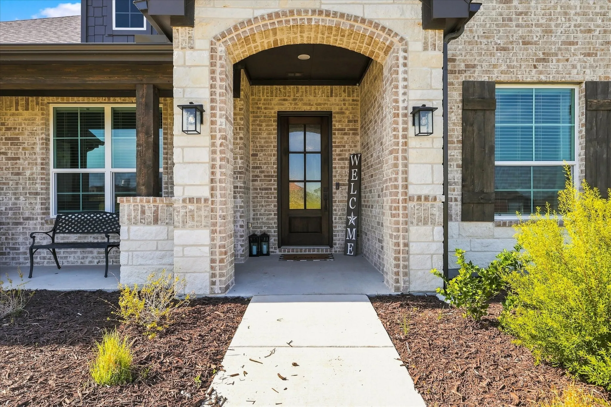 Single Family Residence For Sale in Grayson County , 3525 Lariat Trail, Van Alstyne, Texas 75495, 4 Bedroom, 3 Bathroom, 3 Garage spaces, 2,747 Sqft, built in 2025, mls#21362933, Real Estate Agent in Van Alstyne, Homes For Sale in Grayson county, Homes For Sale in Van Alstyne, Realtor in Van Alstyne Texas, Real Estate Brokerage Independent Realty Texas, Luminita Cordes Realtor