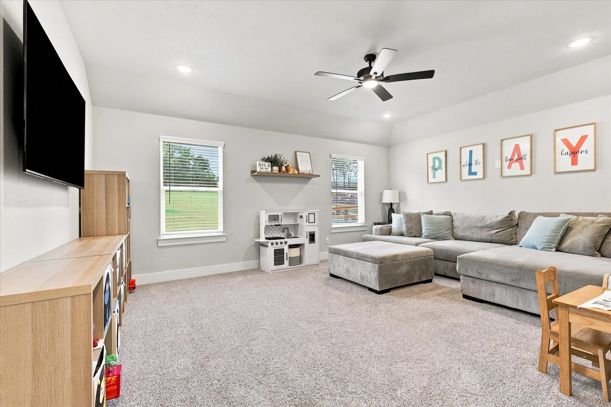 Single Family Residence For Sale in Grayson County , 3525 Lariat Trail, Van Alstyne, Texas 75495, 4 Bedroom, 3 Bathroom, 3 Garage spaces, 2,747 Sqft, built in 2025, mls#21362933, Real Estate Agent in Van Alstyne, Homes For Sale in Grayson county, Homes For Sale in Van Alstyne, Realtor in Van Alstyne Texas, Real Estate Brokerage Independent Realty Texas, Luminita Cordes Realtor