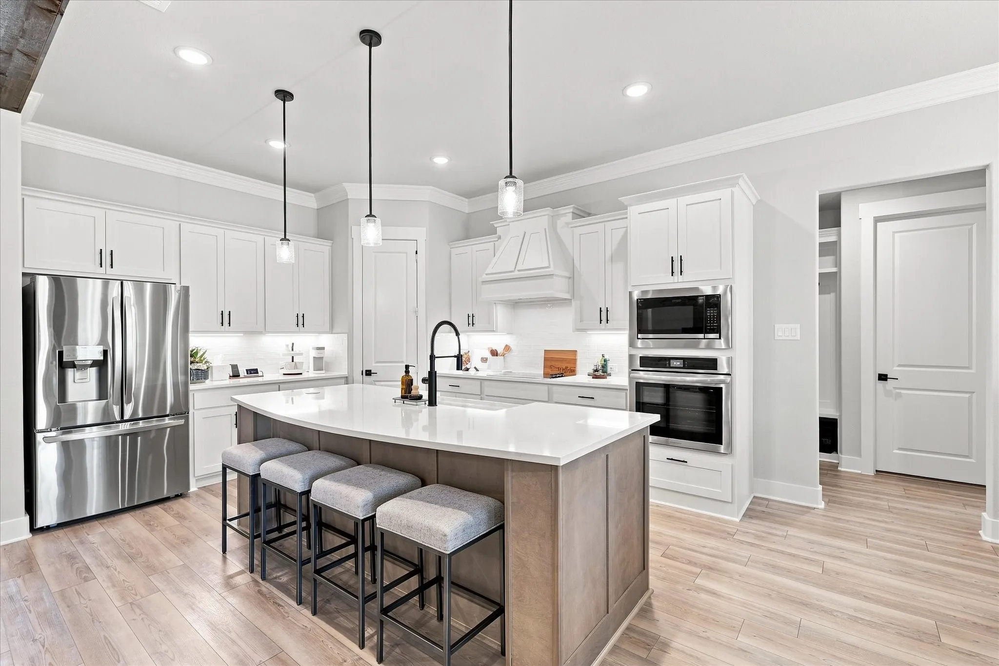 Single Family Residence For Sale in Grayson County , 3525 Lariat Trail, Van Alstyne, Texas 75495, 4 Bedroom, 3 Bathroom, 3 Garage spaces, 2,747 Sqft, built in 2025, mls#21362933, Real Estate Agent in Van Alstyne, Homes For Sale in Grayson county, Homes For Sale in Van Alstyne, Realtor in Van Alstyne Texas, Real Estate Brokerage Independent Realty Texas, Luminita Cordes Realtor