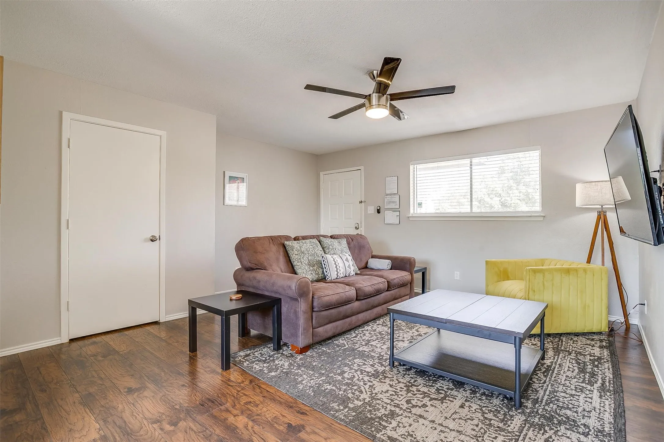 For Sale in Tarrant County , 1006 Thannisch Drive, Arlington, Texas 76011, 8 Bedroom, 8 Bathroom, Garage spaces, 0 Sqft, built in 1972, mls#21340384, Real Estate Agent in Arlington, Homes For Sale in Tarrant county, Homes For Sale in Arlington, Realtor in Arlington Texas, Real Estate Brokerage Independent Realty Texas, Luminita Cordes Realtor