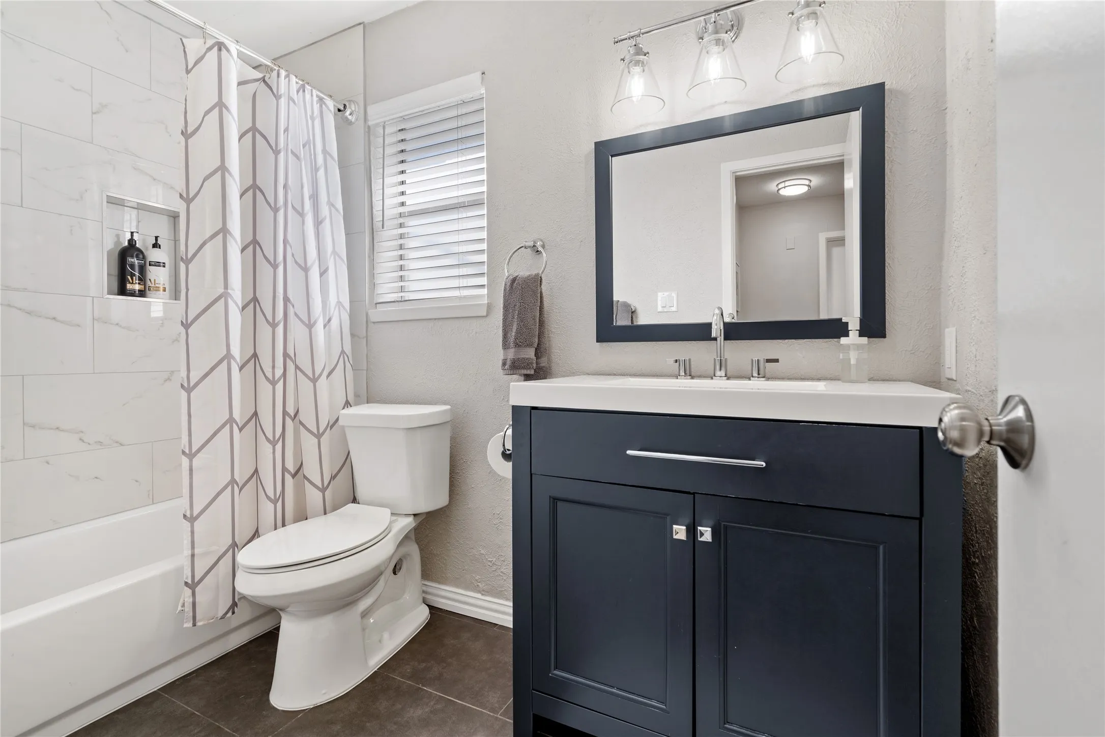For Sale in Tarrant County , 1006 Thannisch Drive, Arlington, Texas 76011, 8 Bedroom, 8 Bathroom, Garage spaces, 0 Sqft, built in 1972, mls#21340384, Real Estate Agent in Arlington, Homes For Sale in Tarrant county, Homes For Sale in Arlington, Realtor in Arlington Texas, Real Estate Brokerage Independent Realty Texas, Luminita Cordes Realtor