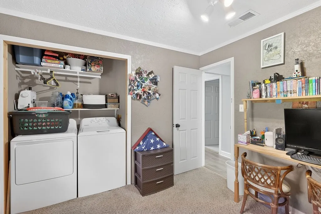 Single Family Residence For Sale in Upshur County , 365 H Williams Road, Gilmer, Texas 75645, 4 Bedroom, 2 Bathroom, Garage spaces, 1,700 Sqft, built in 1985, mls#21365164, Real Estate Agent in Gilmer, Homes For Sale in Upshur county, Homes For Sale in Gilmer, Realtor in Gilmer Texas, Real Estate Brokerage Independent Realty Texas, Luminita Cordes Realtor