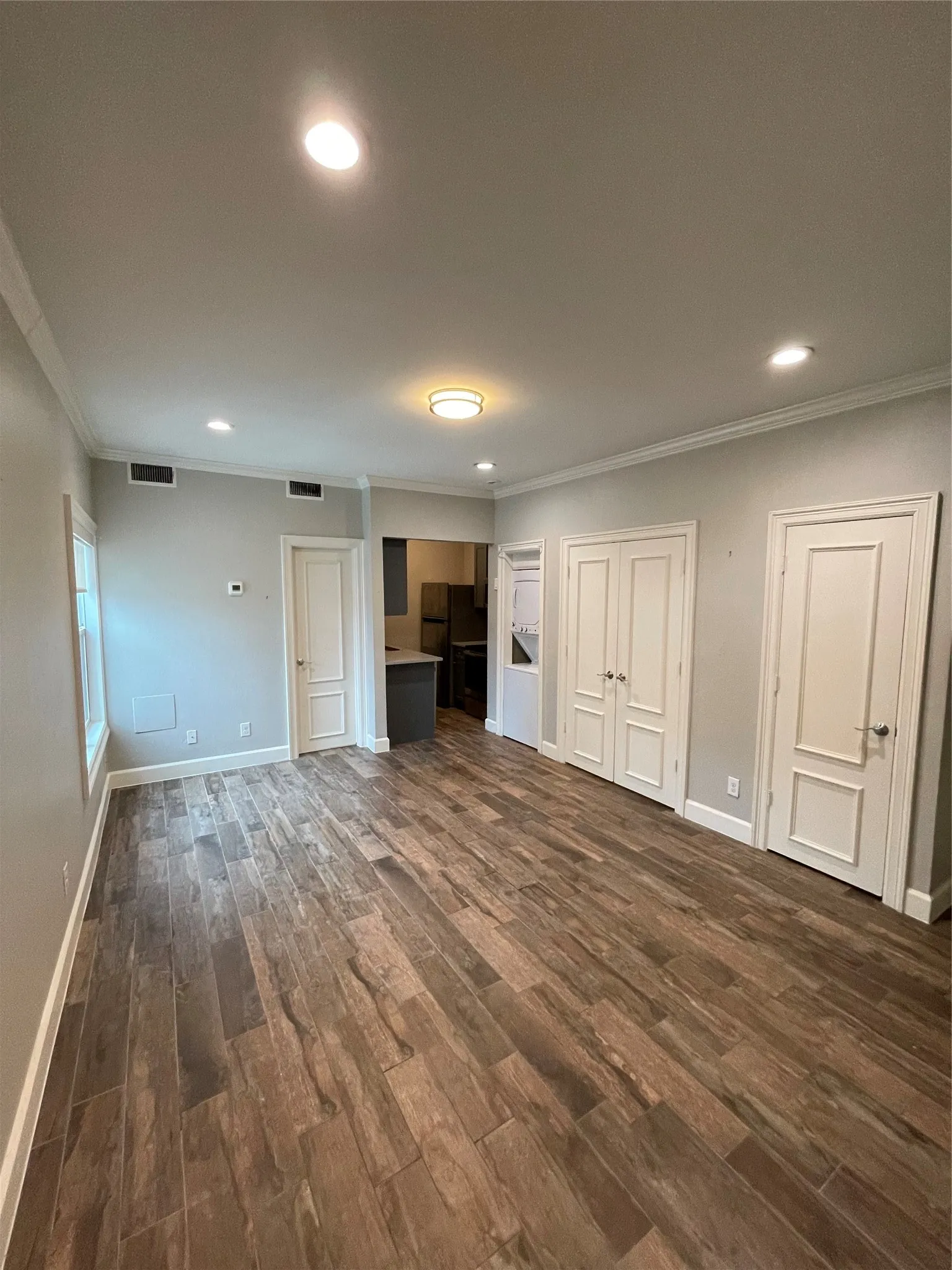 Apartment For Rent in Dallas County , 3101 Commerce Street 201, Dallas, Texas 75226, 0, 1 Bathroom, Garage spaces, 494 Sqft, built in 1986, Price $1,000, mls#21365087, Real Estate Agent in Dallas, Homes For Rent in Dallas county, Homes For Rent in Dallas, Realtor in Dallas Texas, Real Estate Brokerage Independent Realty Texas, Luminita Cordes Realtor