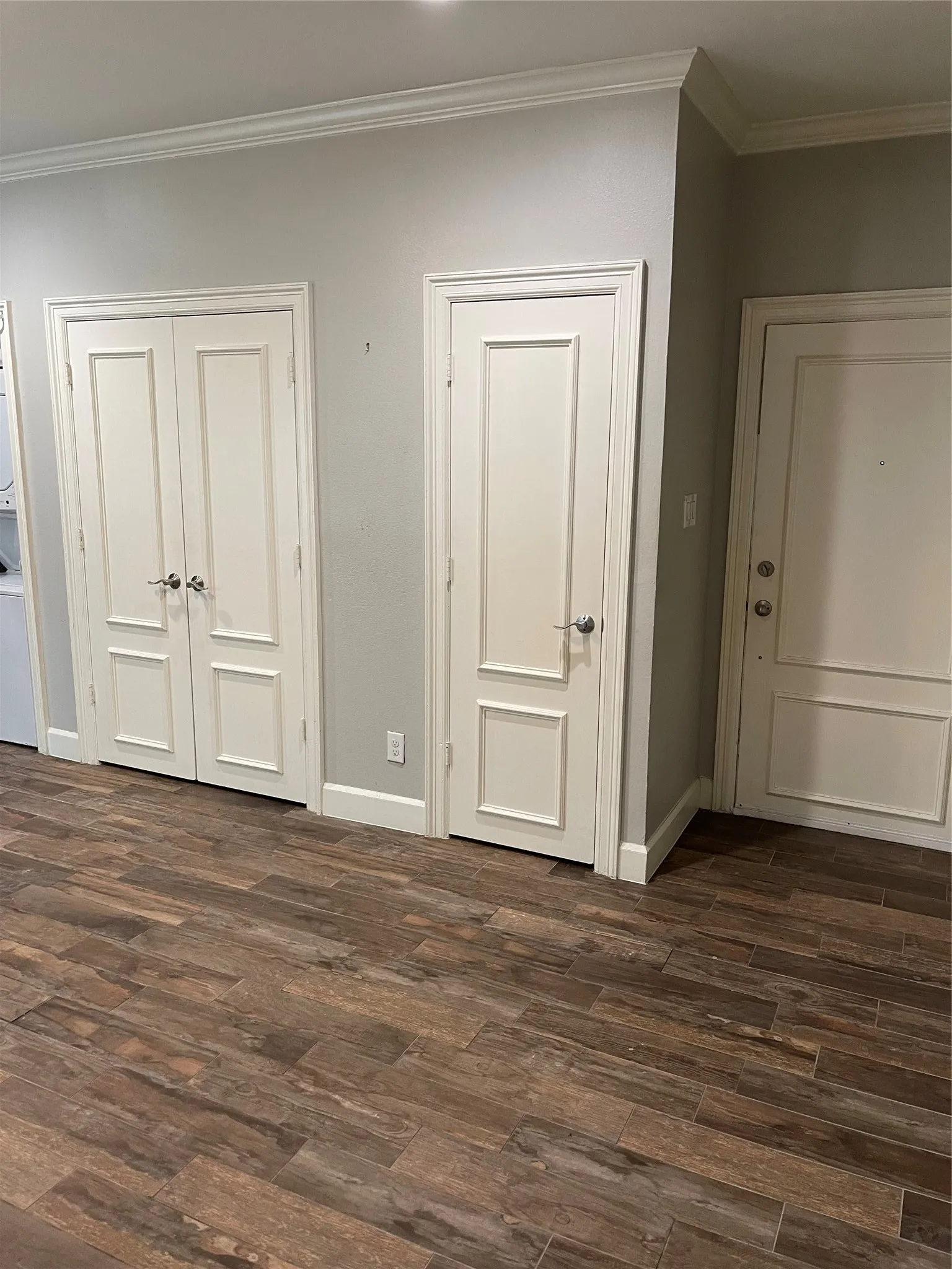 Apartment For Rent in Dallas County , 3101 Commerce Street 201, Dallas, Texas 75226, 0, 1 Bathroom, Garage spaces, 494 Sqft, built in 1986, Price $1,000, mls#21365087, Real Estate Agent in Dallas, Homes For Rent in Dallas county, Homes For Rent in Dallas, Realtor in Dallas Texas, Real Estate Brokerage Independent Realty Texas, Luminita Cordes Realtor