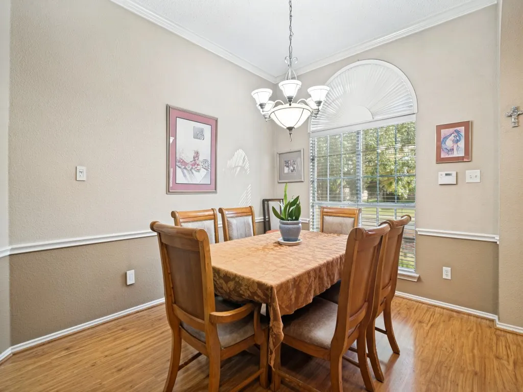 Single Family Residence For Sale in Dallas County , 10313 Evergreen Drive, Rowlett, Texas 75089, 4 Bedroom, 2 Bathroom, 2 Garage spaces, 2,085 Sqft, built in 2001, mls#21364052, Real Estate Agent in Rowlett, Homes For Sale in Dallas county, Homes For Sale in Rowlett, Realtor in Rowlett Texas, Real Estate Brokerage Independent Realty Texas, Luminita Cordes Realtor
