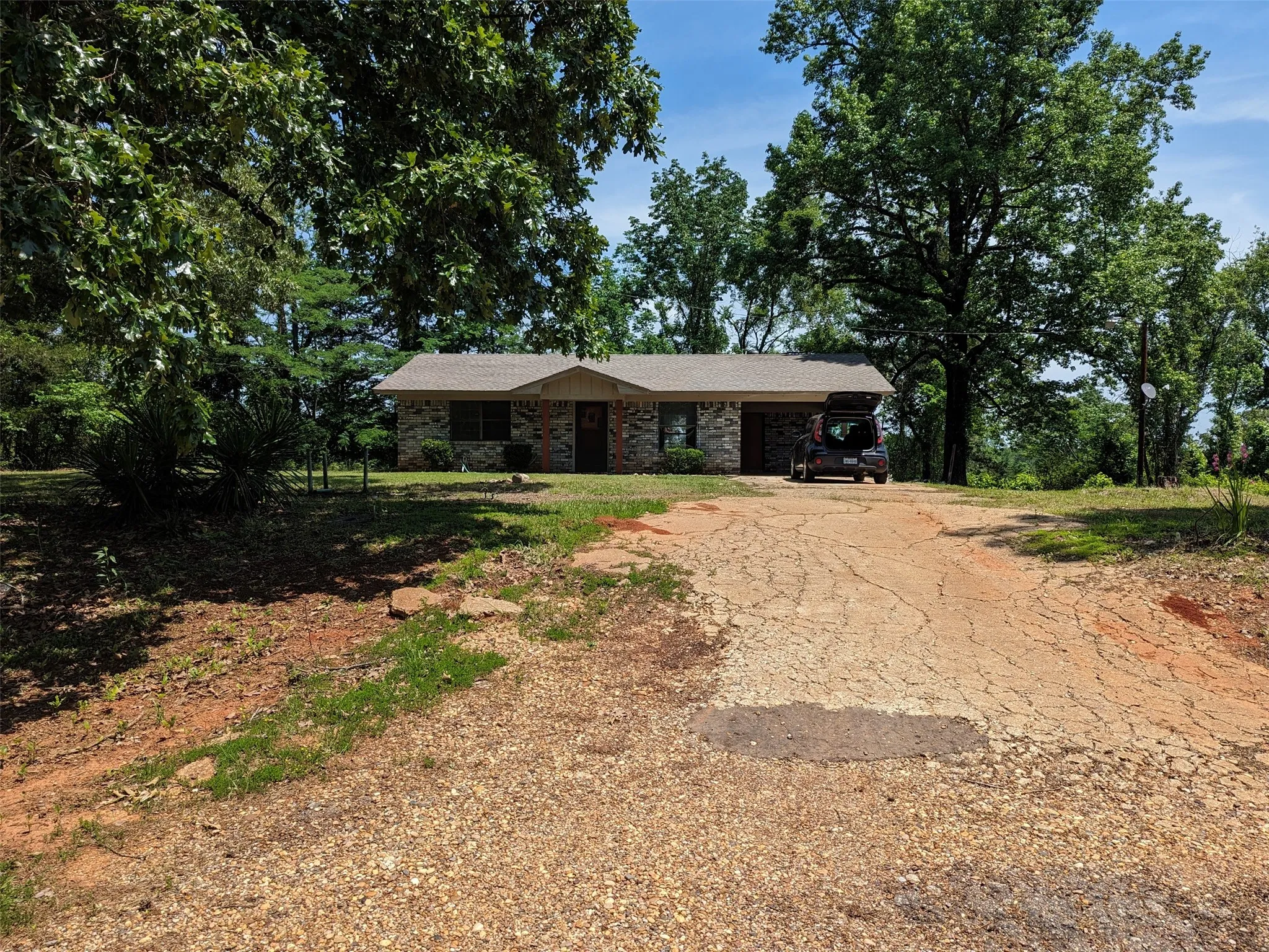 Single Family Residence For Sale in Cass County , 11728 Fm 1399, Marietta, Texas 75566, 2 Bedroom, 1 Bathroom, Garage spaces, 858 Sqft, built in 1980, Price $120,000, mls#21365167, Real Estate Agent in Marietta, Homes For Sale in Cass county, Homes For Sale in Marietta, Realtor in Marietta Texas, Real Estate Brokerage Independent Realty Texas, Luminita Cordes Realtor