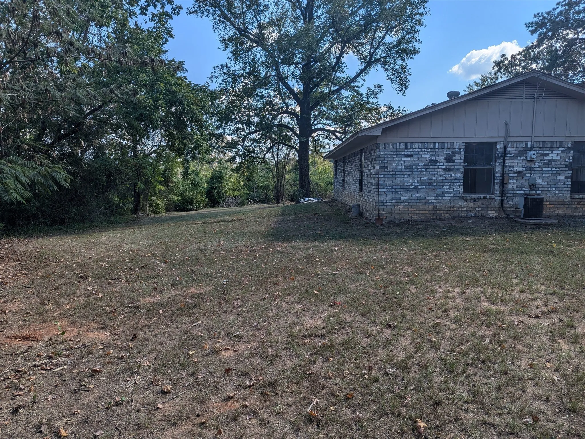 Single Family Residence For Sale in Cass County , 11728 Fm 1399, Marietta, Texas 75566, 2 Bedroom, 1 Bathroom, Garage spaces, 858 Sqft, built in 1980, Price $120,000, mls#21365167, Real Estate Agent in Marietta, Homes For Sale in Cass county, Homes For Sale in Marietta, Realtor in Marietta Texas, Real Estate Brokerage Independent Realty Texas, Luminita Cordes Realtor