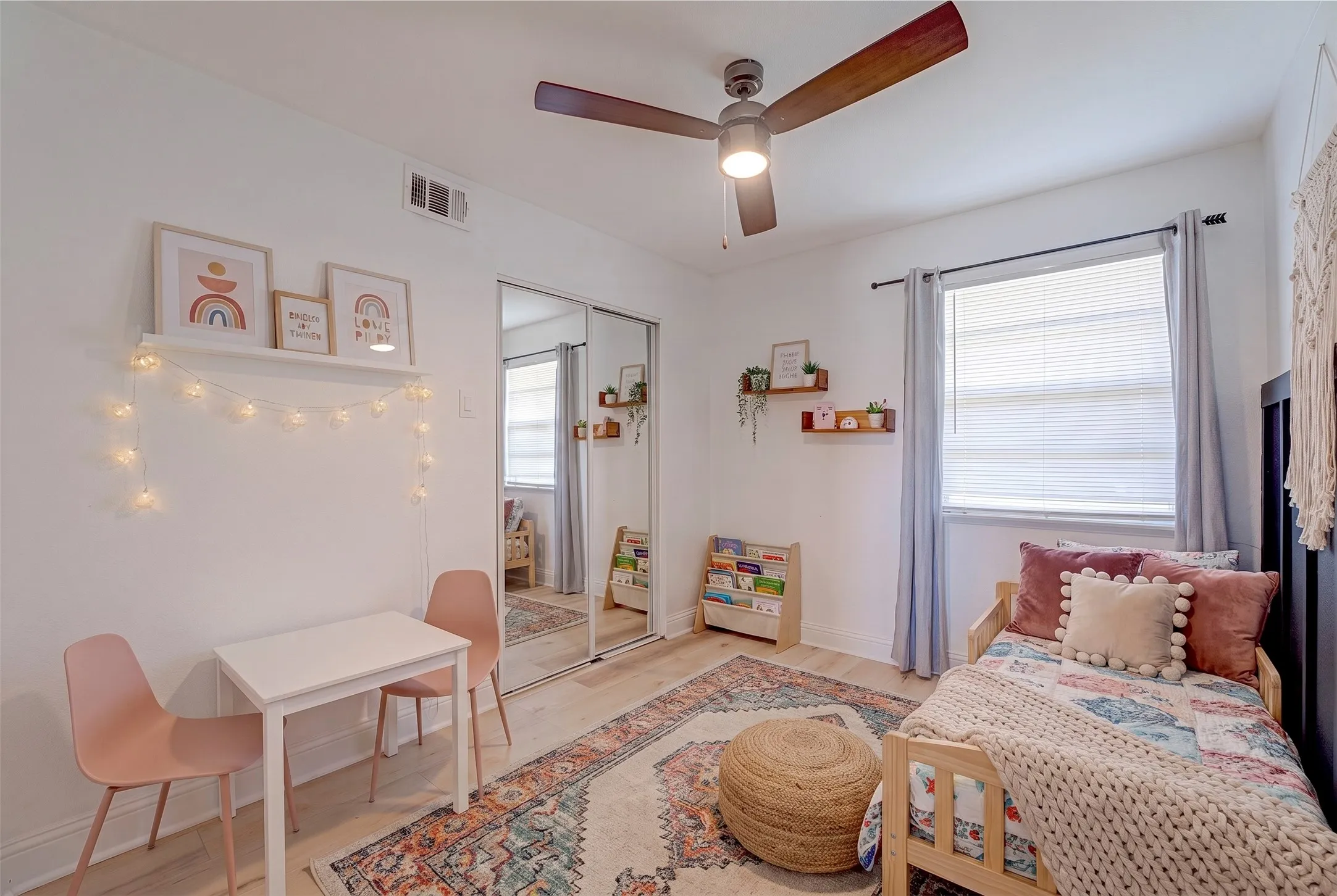Bedroom - virtually staged
