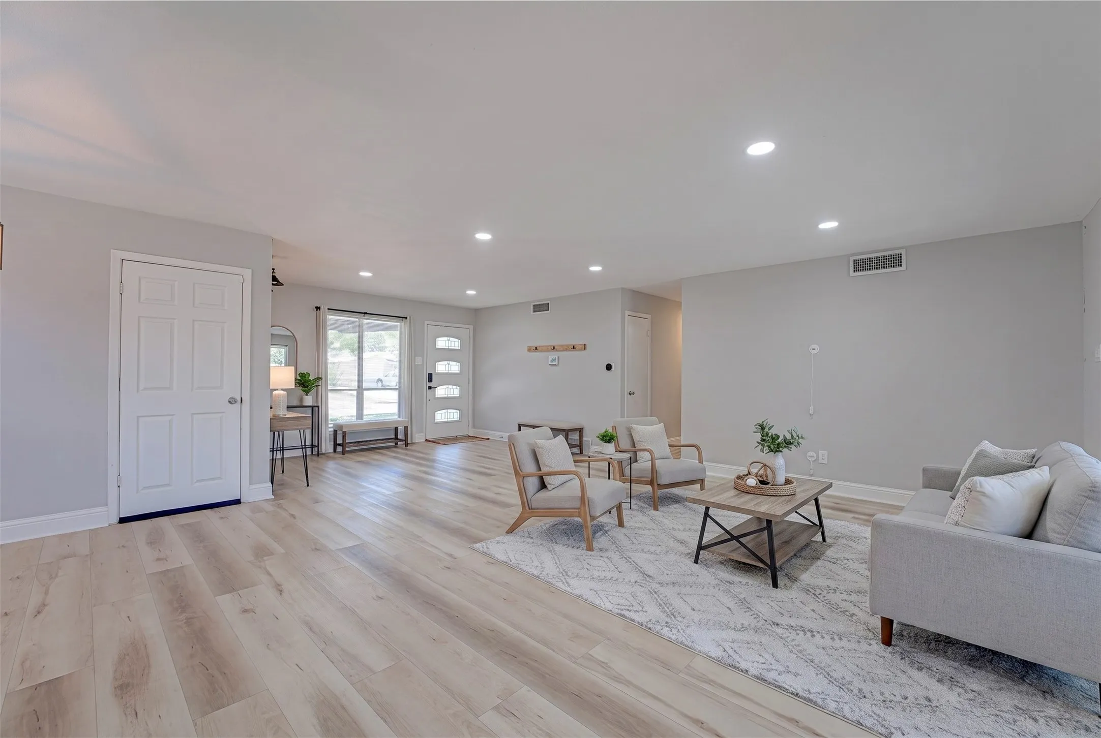 Living Room - virtually staged