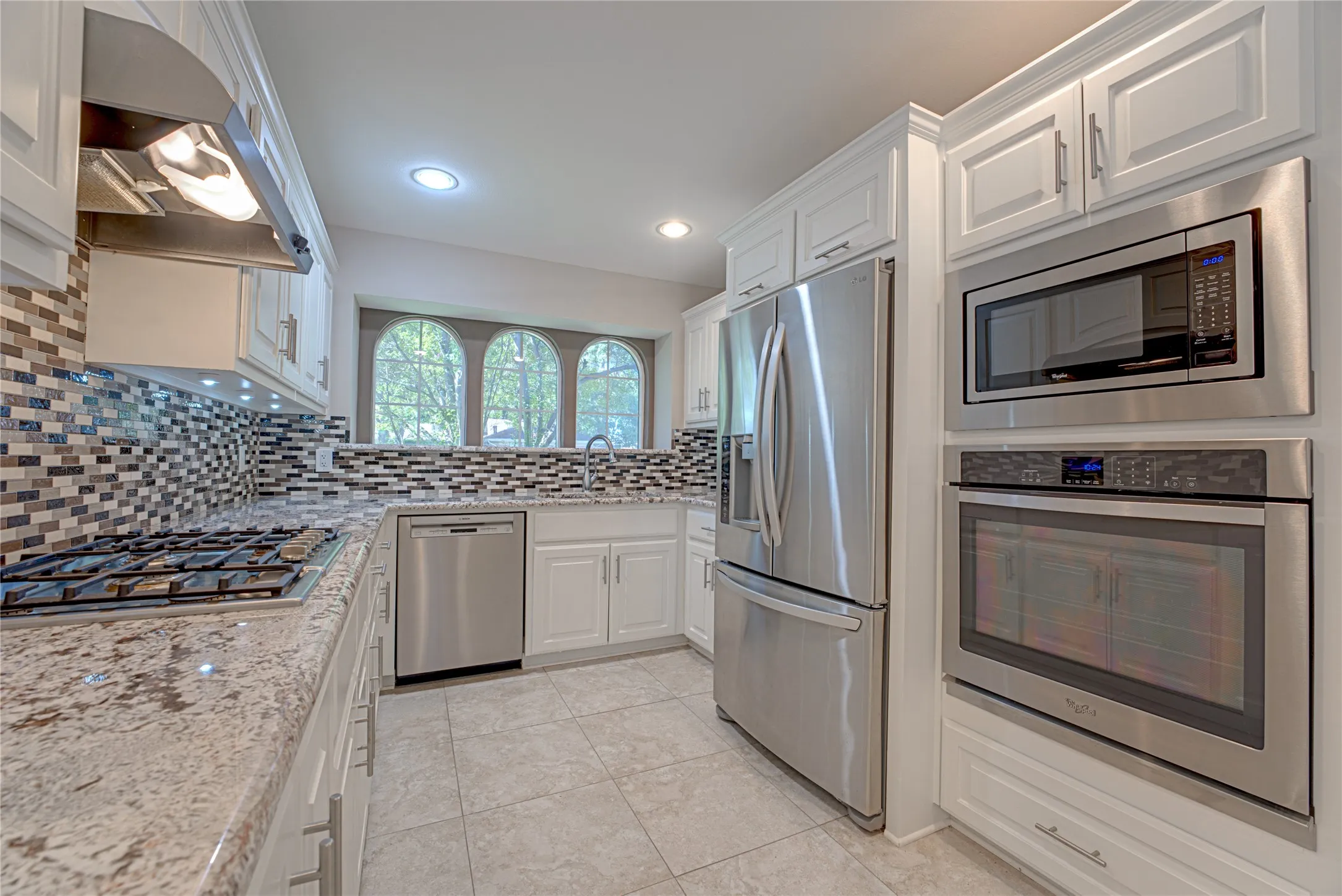 Single Family Residence For Sale in Dallas County , 4841 Kelso Place, Garland, Texas 75043, 3 Bedroom, 3 Bathroom, 2 Garage spaces, 2,078 Sqft, built in 1985, mls#21363221, Real Estate Agent in Garland, Homes For Sale in Dallas county, Homes For Sale in Garland, Realtor in Garland Texas, Real Estate Brokerage Independent Realty Texas, Luminita Cordes Realtor
