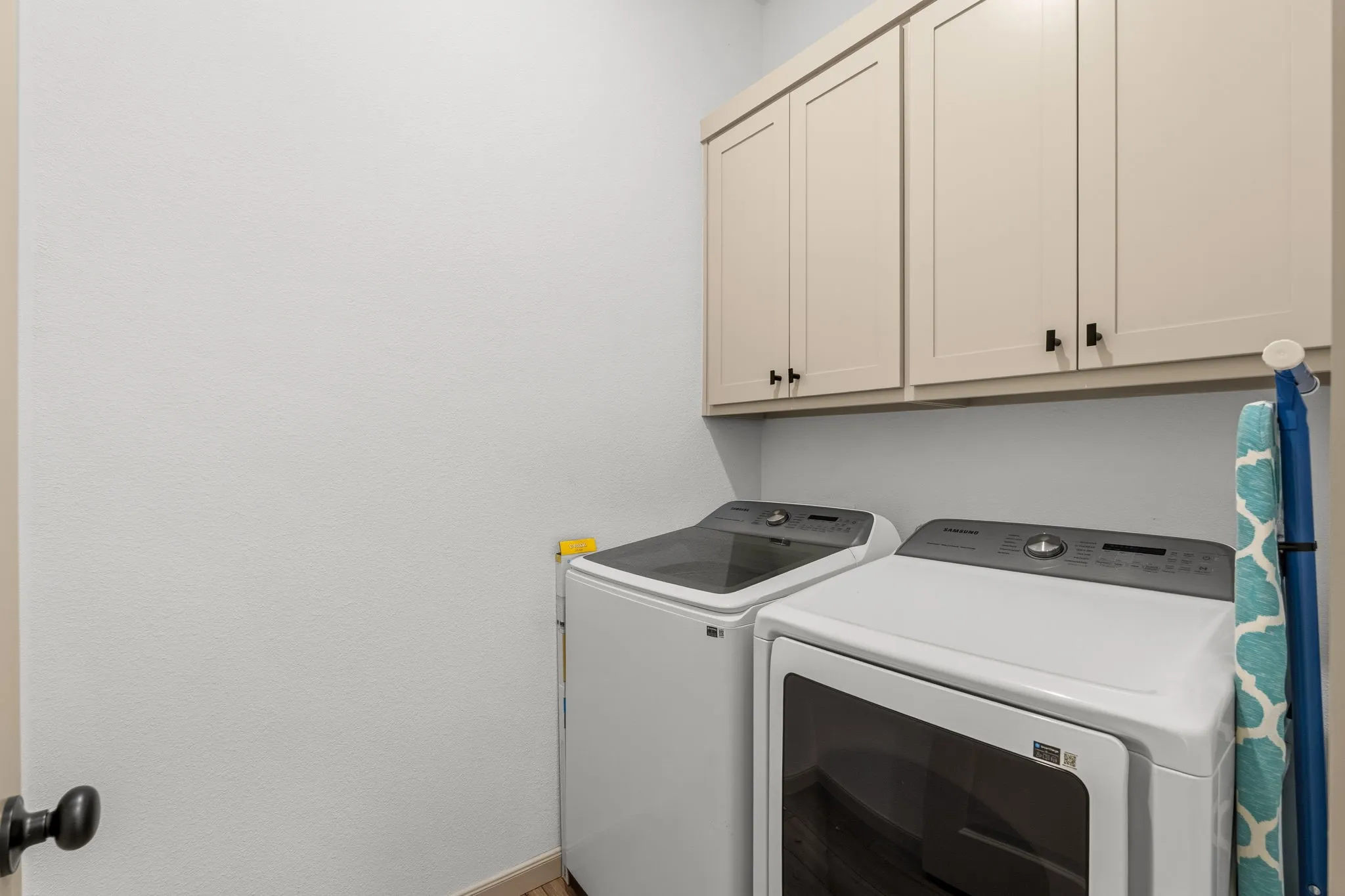 Single Family Residence For Rent in Denton County , 9540 Hedge Street, Frisco, Texas 75034, 4 Bedroom, 5 Bathroom, 2 Garage spaces, 3,026 Sqft, built in 2023, mls#21365178, Real Estate Agent in Frisco, Homes For Rent in Denton county, Homes For Rent in Frisco, Realtor in Frisco Texas, Real Estate Brokerage Independent Realty Texas, Luminita Cordes Realtor
