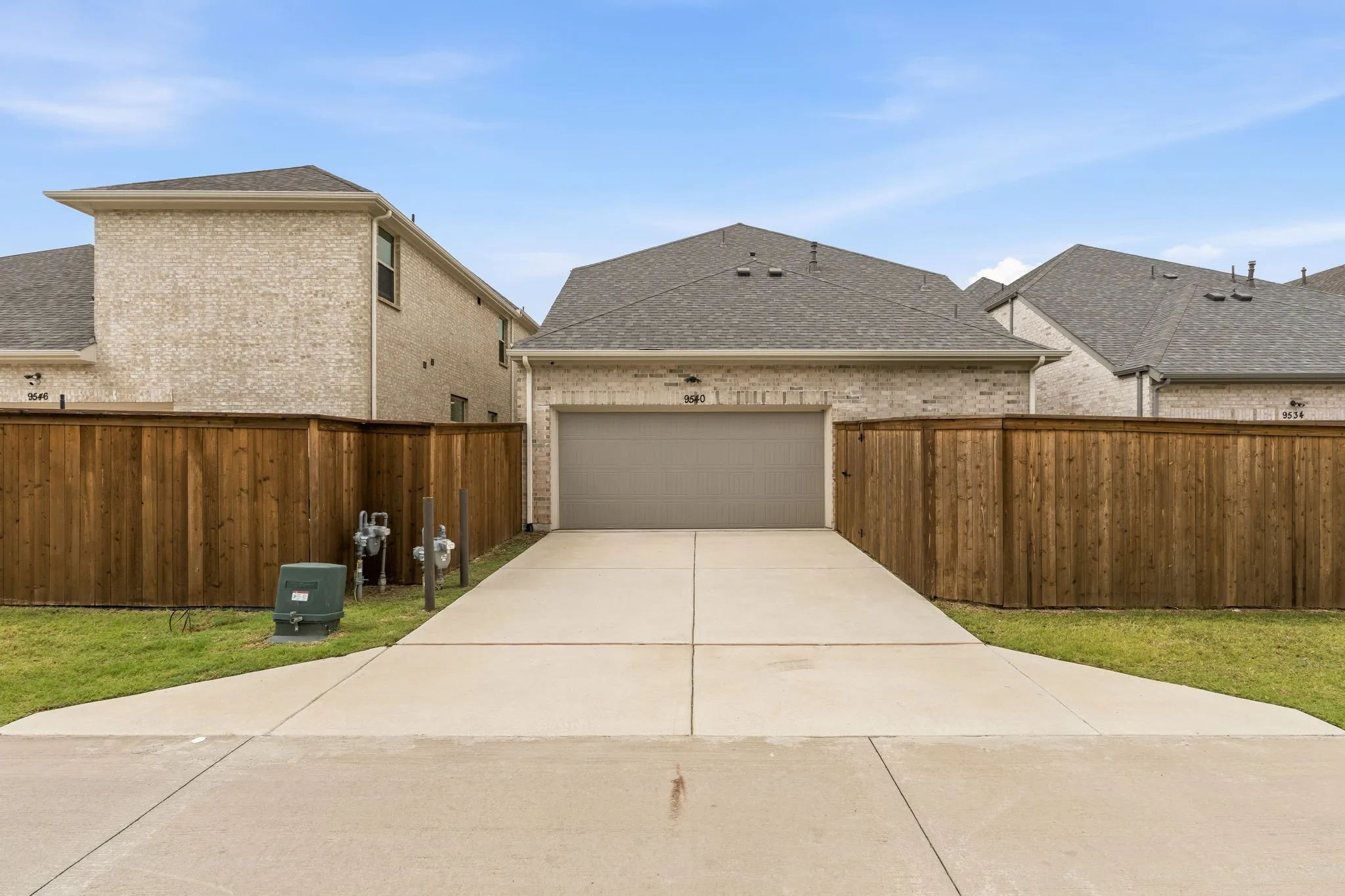 Single Family Residence For Rent in Denton County , 9540 Hedge Street, Frisco, Texas 75034, 4 Bedroom, 5 Bathroom, 2 Garage spaces, 3,026 Sqft, built in 2023, mls#21365178, Real Estate Agent in Frisco, Homes For Rent in Denton county, Homes For Rent in Frisco, Realtor in Frisco Texas, Real Estate Brokerage Independent Realty Texas, Luminita Cordes Realtor