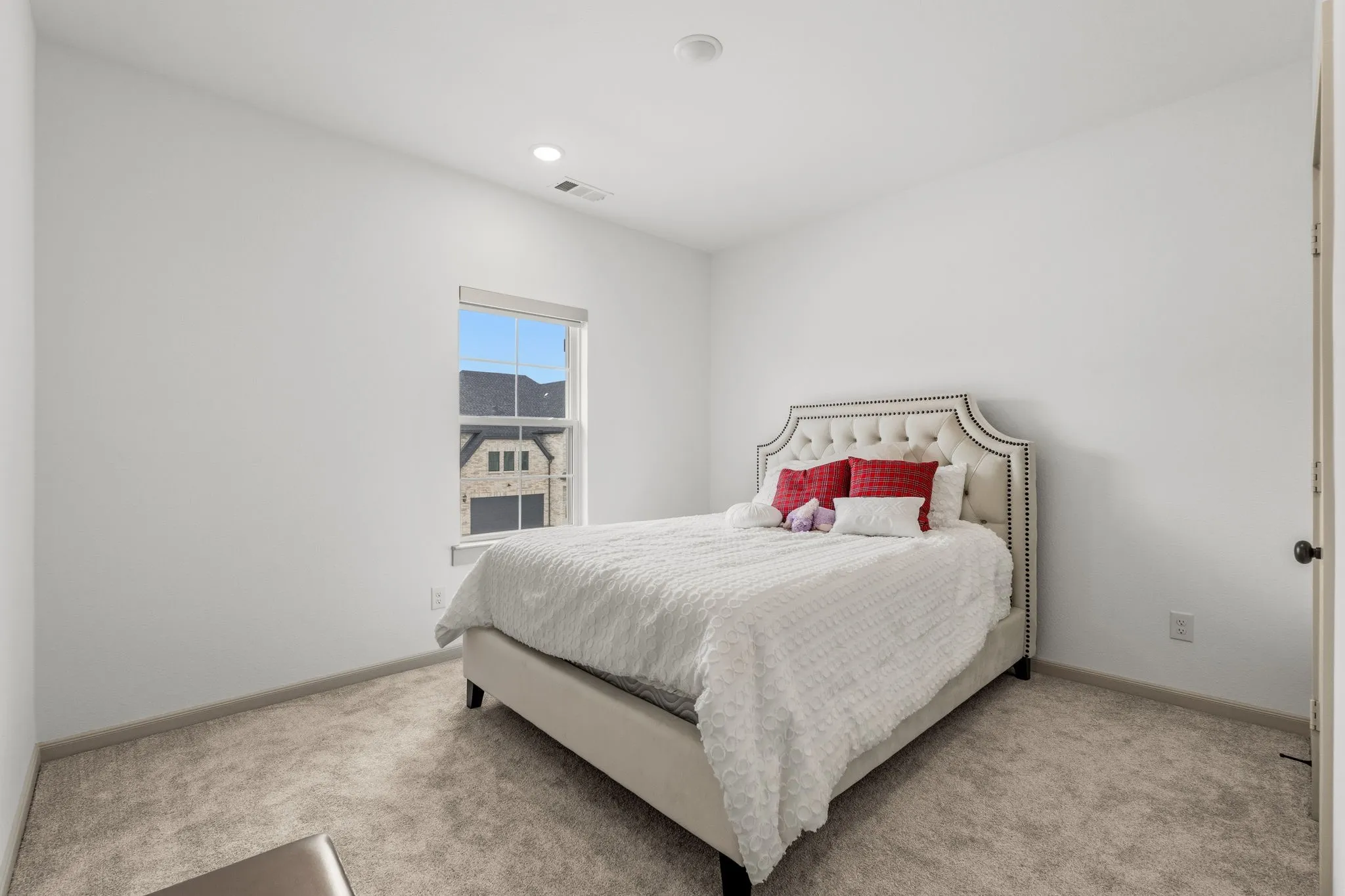 Single Family Residence For Rent in Denton County , 9540 Hedge Street, Frisco, Texas 75034, 4 Bedroom, 5 Bathroom, 2 Garage spaces, 3,026 Sqft, built in 2023, mls#21365178, Real Estate Agent in Frisco, Homes For Rent in Denton county, Homes For Rent in Frisco, Realtor in Frisco Texas, Real Estate Brokerage Independent Realty Texas, Luminita Cordes Realtor