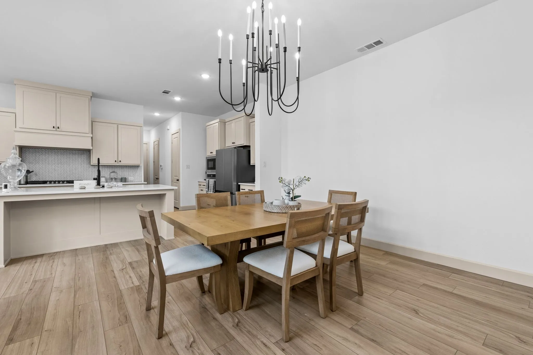 Single Family Residence For Rent in Denton County , 9540 Hedge Street, Frisco, Texas 75034, 4 Bedroom, 5 Bathroom, 2 Garage spaces, 3,026 Sqft, built in 2023, mls#21365178, Real Estate Agent in Frisco, Homes For Rent in Denton county, Homes For Rent in Frisco, Realtor in Frisco Texas, Real Estate Brokerage Independent Realty Texas, Luminita Cordes Realtor