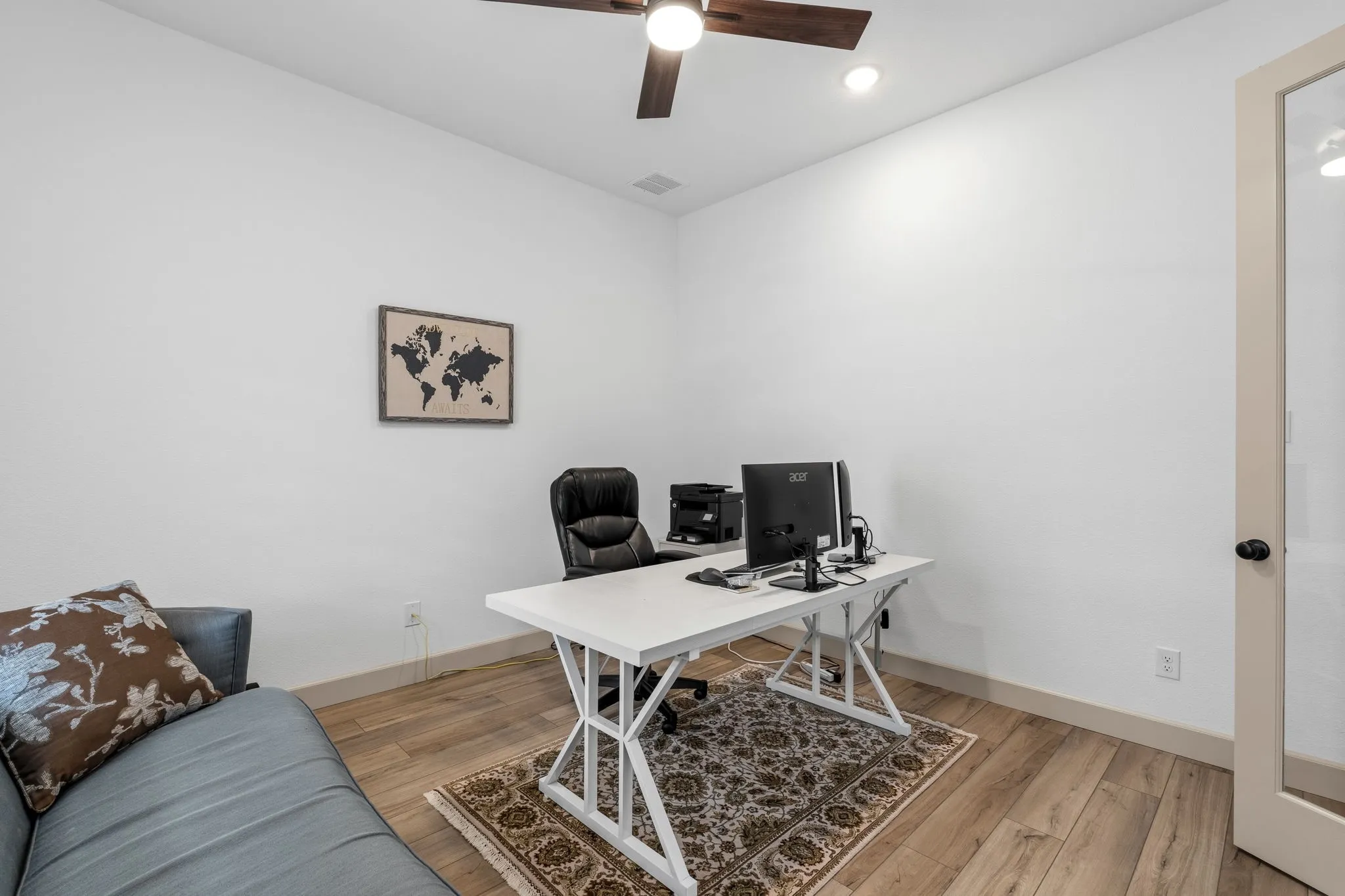 Single Family Residence For Rent in Denton County , 9540 Hedge Street, Frisco, Texas 75034, 4 Bedroom, 5 Bathroom, 2 Garage spaces, 3,026 Sqft, built in 2023, mls#21365178, Real Estate Agent in Frisco, Homes For Rent in Denton county, Homes For Rent in Frisco, Realtor in Frisco Texas, Real Estate Brokerage Independent Realty Texas, Luminita Cordes Realtor