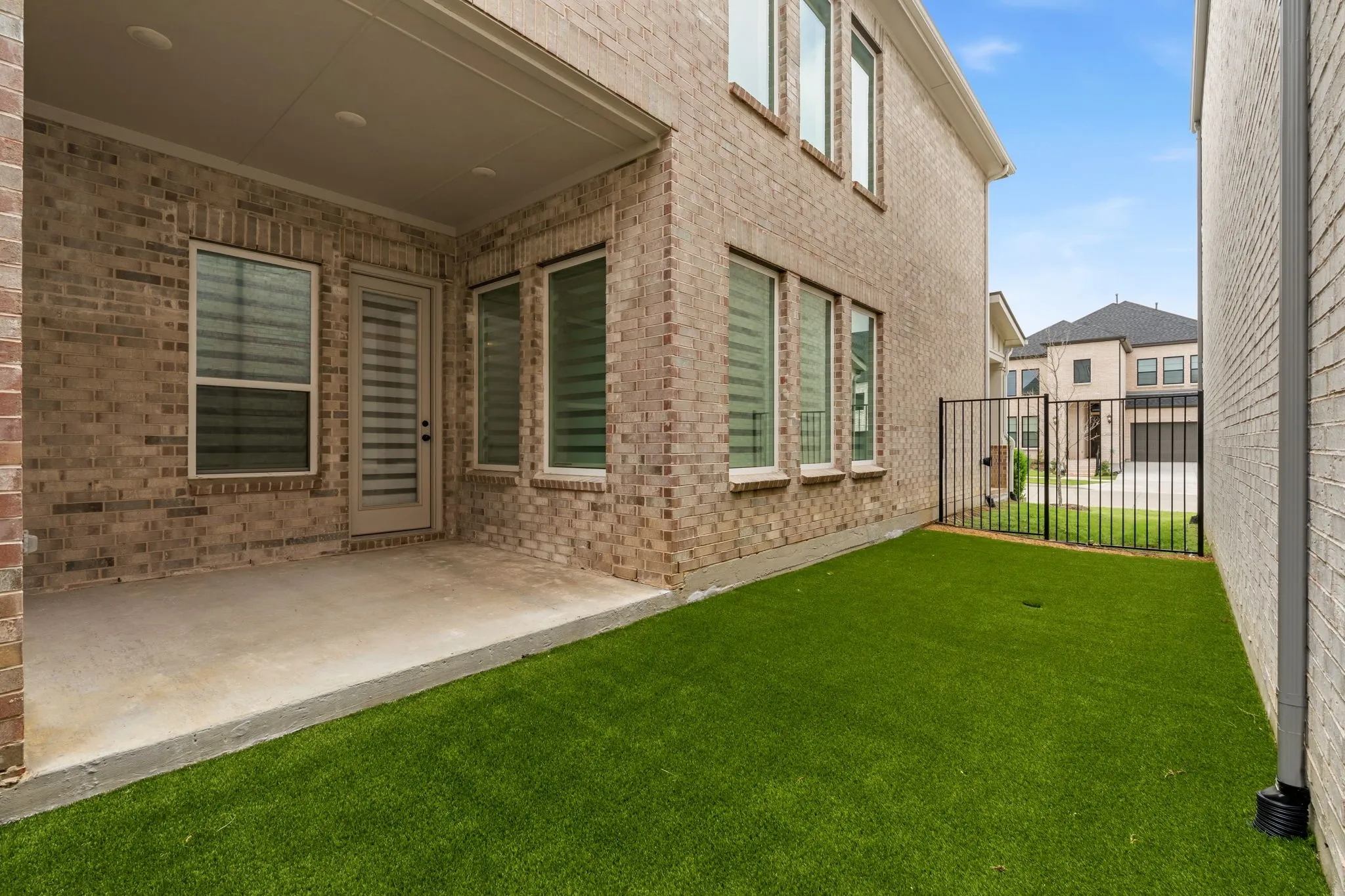 Single Family Residence For Rent in Denton County , 9540 Hedge Street, Frisco, Texas 75034, 4 Bedroom, 5 Bathroom, 2 Garage spaces, 3,026 Sqft, built in 2023, mls#21365178, Real Estate Agent in Frisco, Homes For Rent in Denton county, Homes For Rent in Frisco, Realtor in Frisco Texas, Real Estate Brokerage Independent Realty Texas, Luminita Cordes Realtor